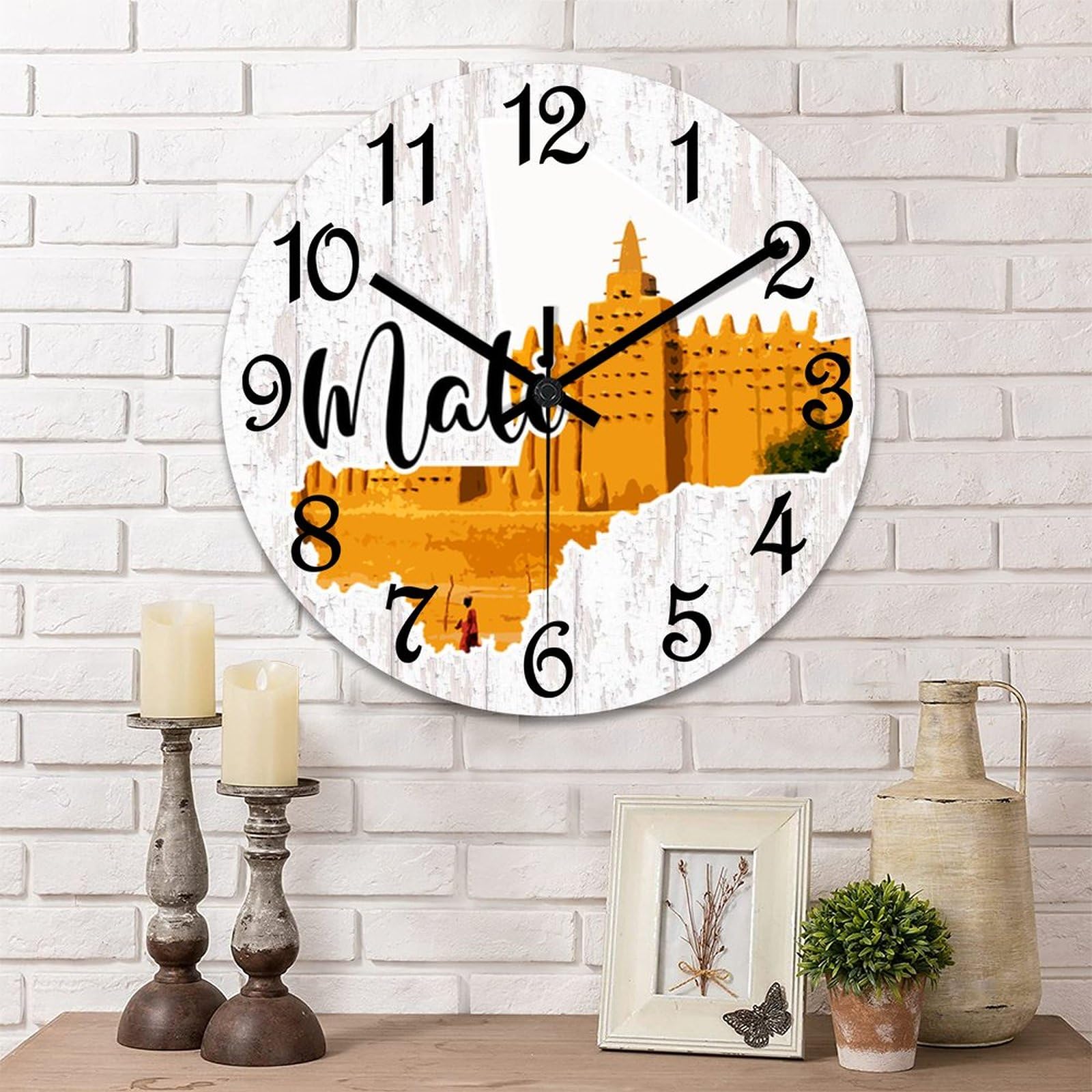 Horloges murales en bois Mali de 38cm pour un salon de style maison de ferme