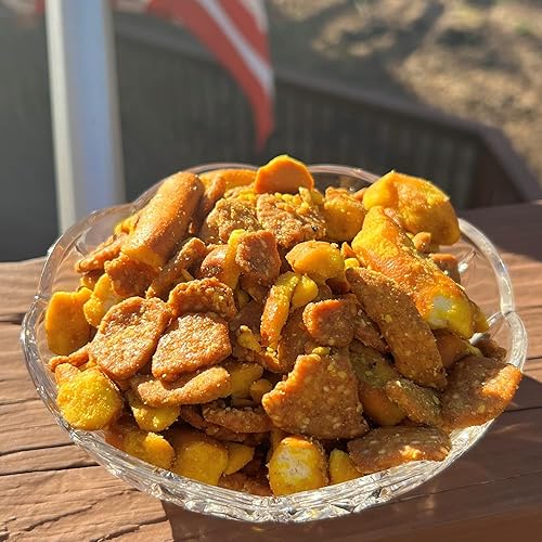 Vista 15 de Mezcla de barra de pub de pimienta con queso Runnin' Wild Foods, 1.5 libras en total (caja de 3 bolsas, 8 onzas cada una)