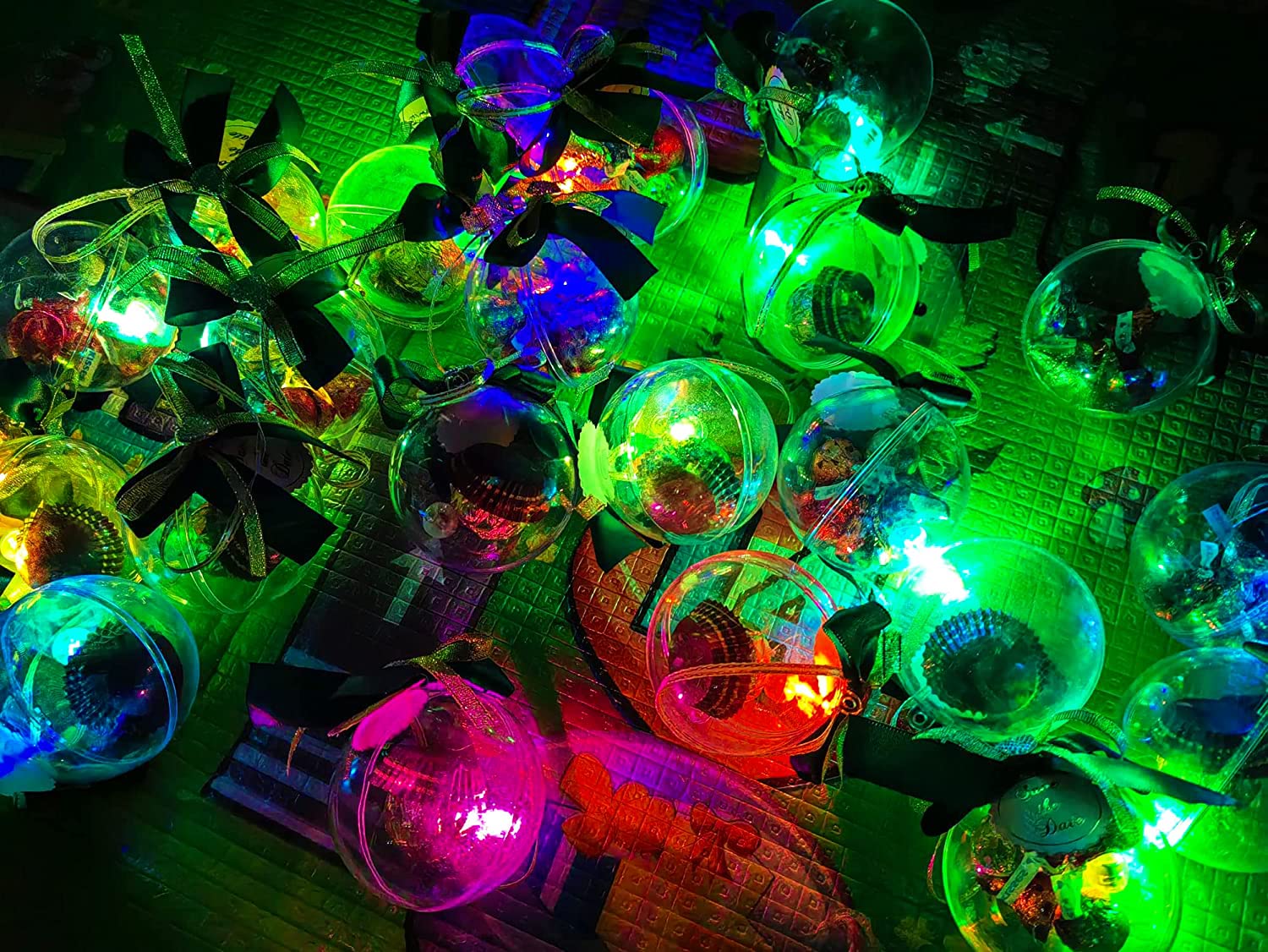 LED Palloncini Luci, 100 Pcs Rotondo Lampada a Palloncino, Mini Lanterne di Carta per Matrimonio Compleanno Halloween Festa di Natale Capodanno Decorazione