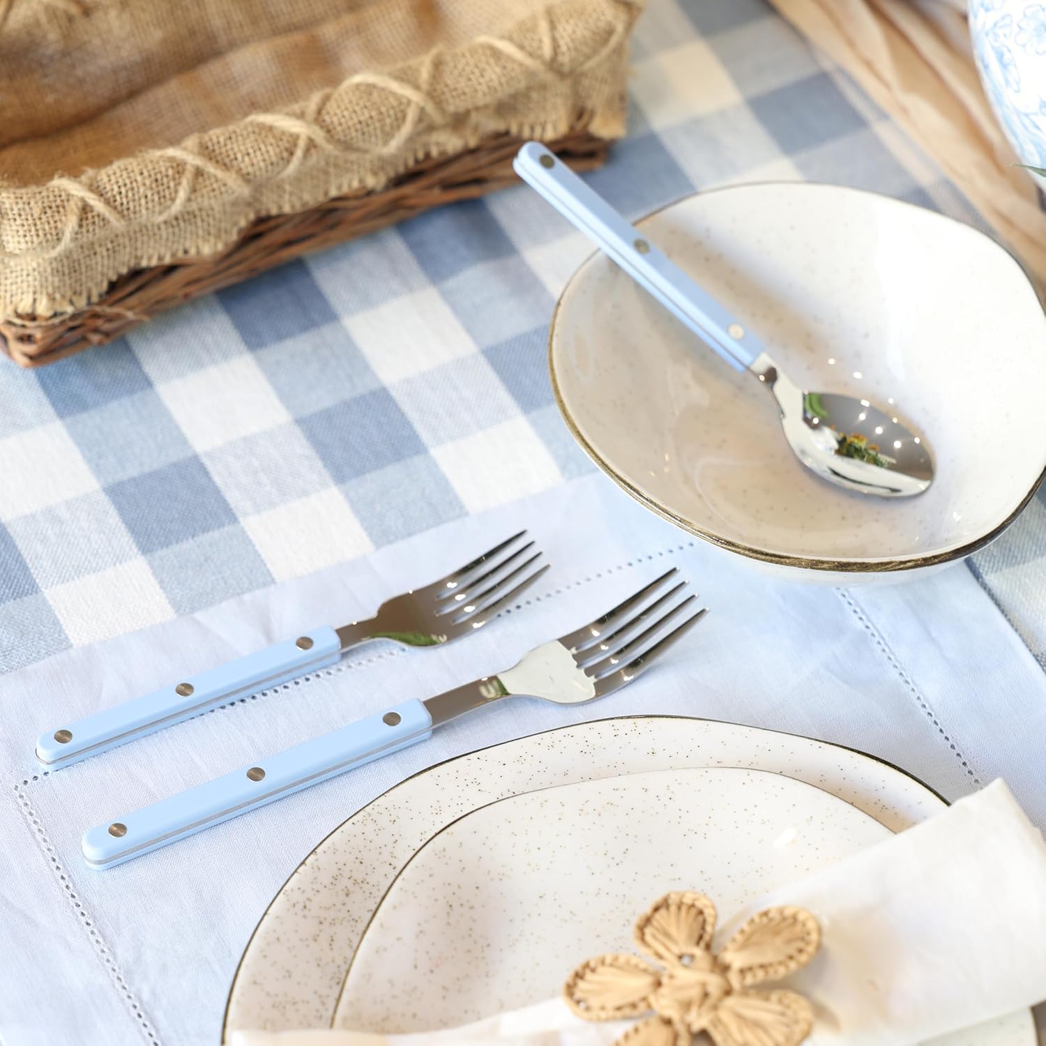 ANNOVA Silverware Set, Retro/Rivet Colorful Stainless Steel Tableware Kitchen Flatware Set Utensils, Includes Dinner Knives, Forks, Spoons, Salad Forks & Dessert Spoons (Light Blue, 10 Pieces)