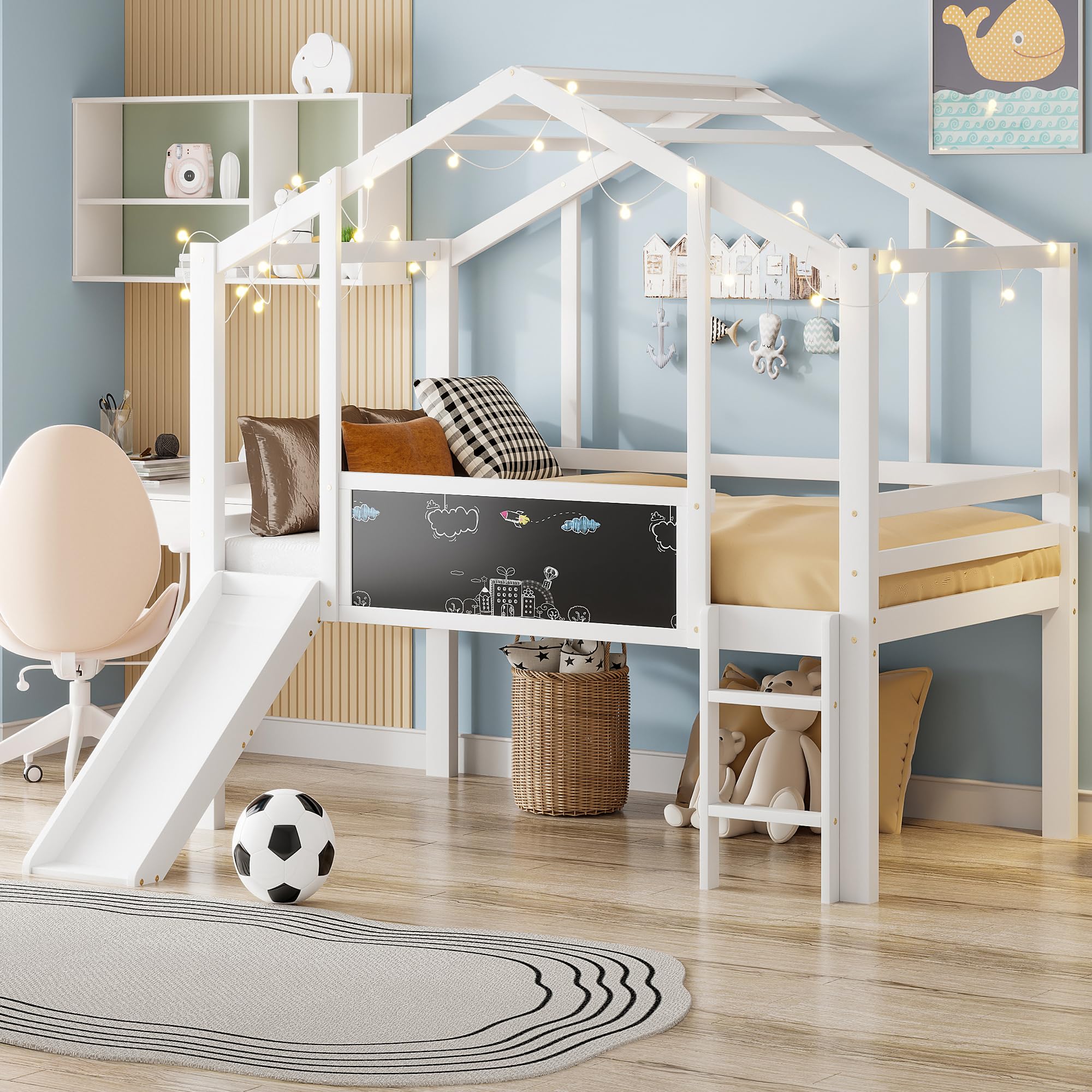 Merax Kinderbett 90×200 cm, Hochbett aus Massivholz, im Haus-Design mit Rutsche, Graffiti-Tafel, Multifunktionsbett, Einzelbett, platzsparendes Spielbett für Kinderzimmer, Weiß (ohne Matratze)