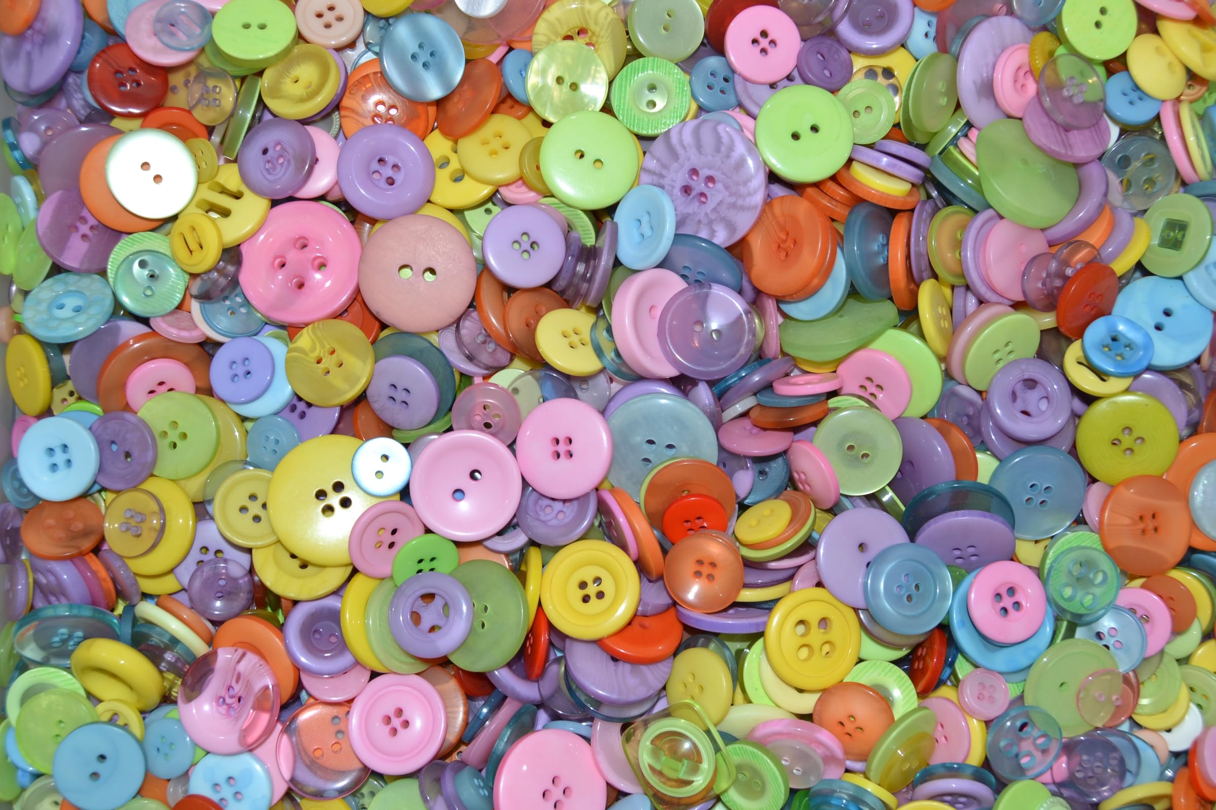 Celloexpress Mixed Pack Of 250G - Pastel Coloured And Sizes Of Various Buttons For Sewing And Crafting
