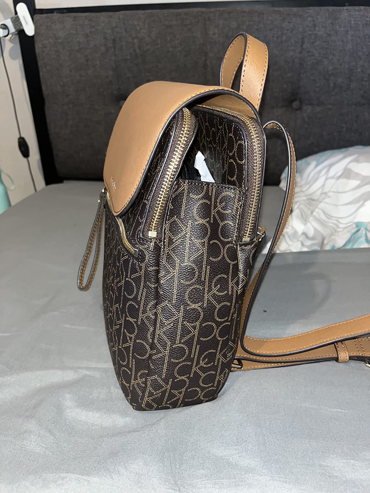 9/mo Finance Calvin Klein Reyna Signature Key Item Flap Backpack