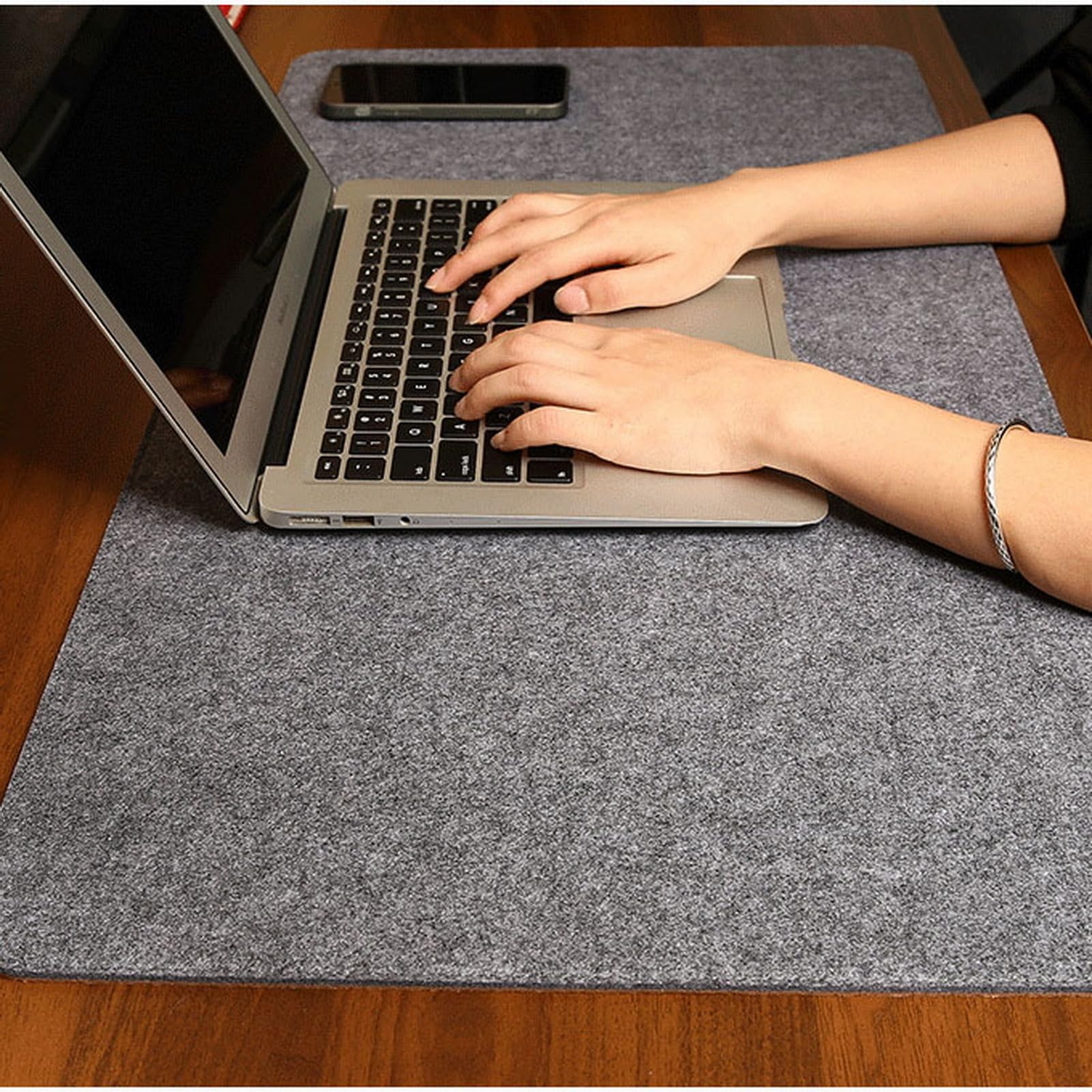 Lifup Schreibtischunterlage Filz, Rutschfester Schreibunterlage, Naturkork Multifunktionales Laptop Mauspad, Doppelseitige Office Desktopschutz für Büro und Zuhause Dunkelgrau 2 90 x 40 cm