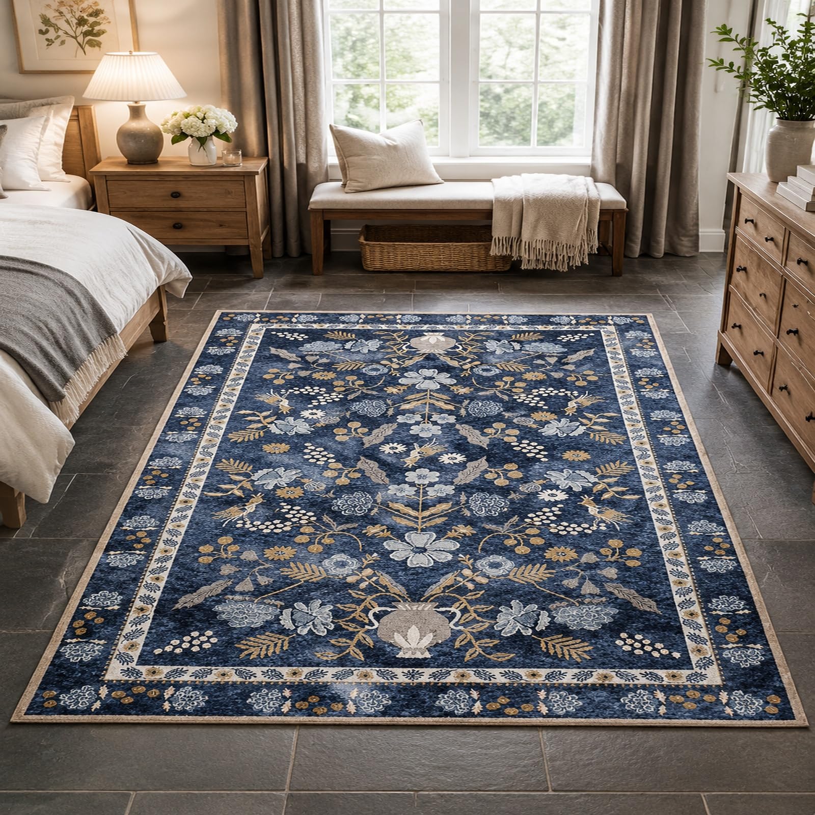 Tapis oriental vintage bleu marine 100 x 180 cm aux finitions soignées