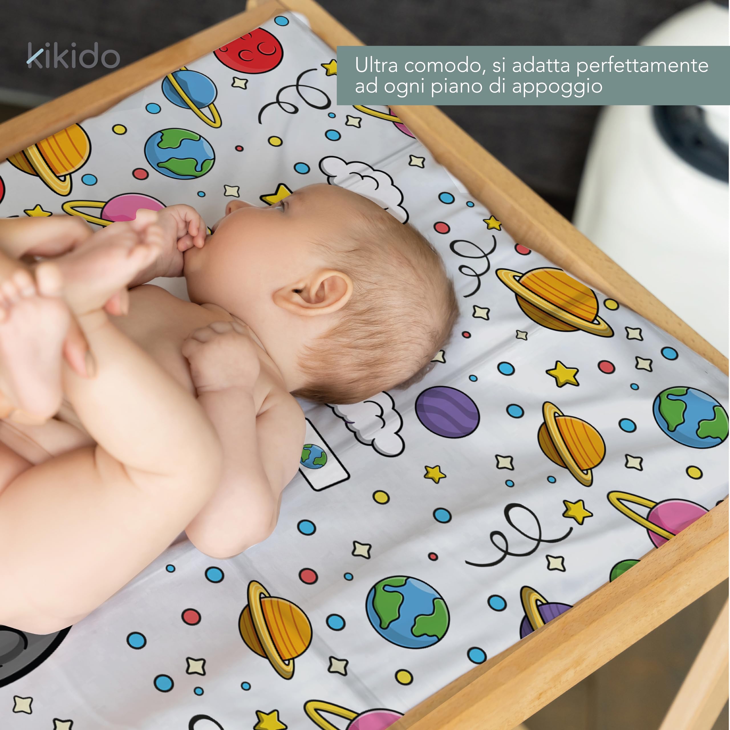 Kikido Materassino Fasciatoio Portatile Neonato 40x60 cm - Astronauta - Cuscino Fasciatoio Morbido, Pieghevole e Impermeabile 60x40 - Materassino Da Viaggio per Cambio Pannolino
