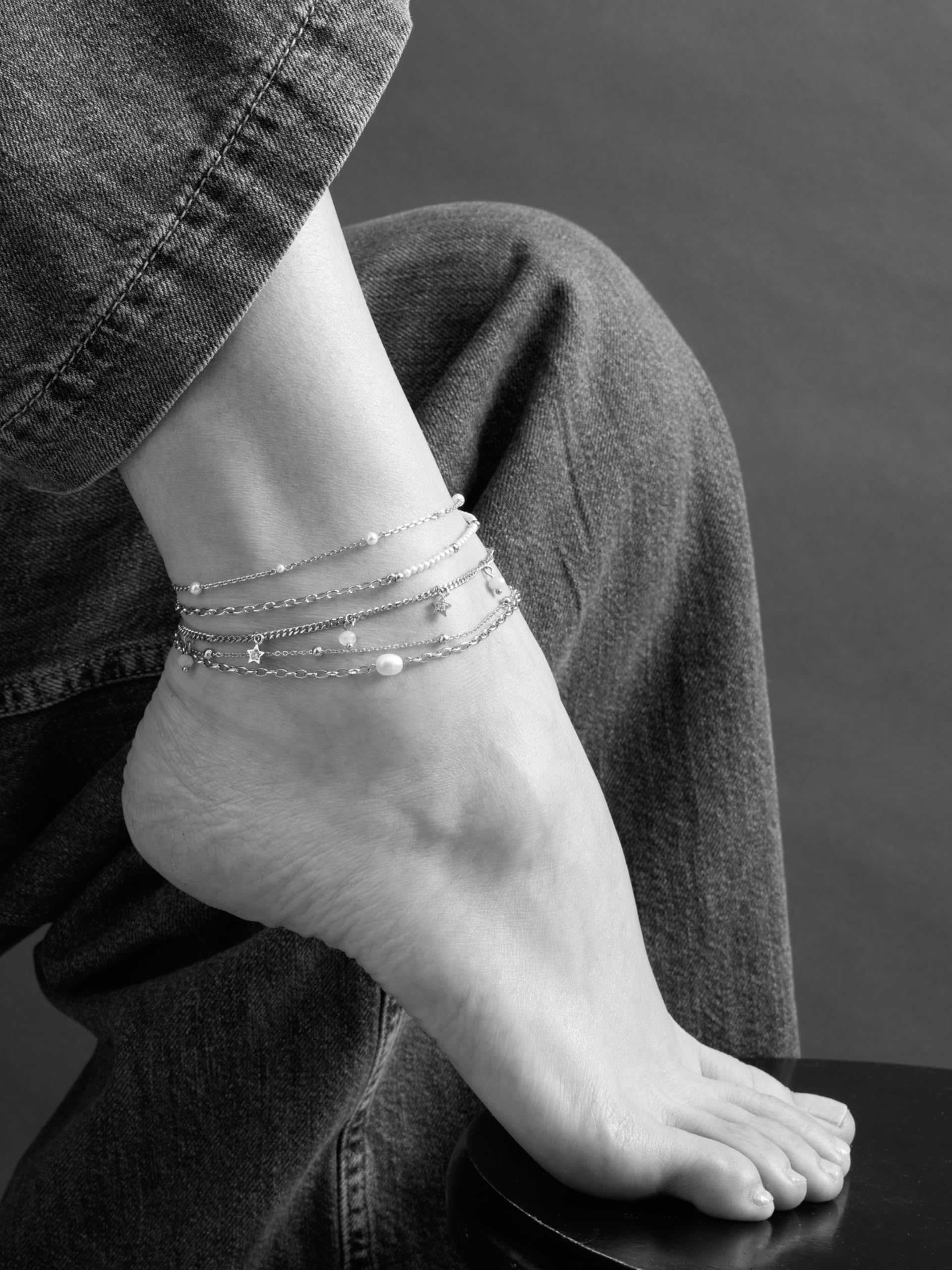 JEWELS BY LEONARDO Fußkette Ciao Cleo • Fuss-Kettchen aus goldfarbenem Edelstahl • zwei feine Kettenstränge und einer schlichten Süßwasserperle • 24-28 cm Länge • Geschenk für Damen • 024988