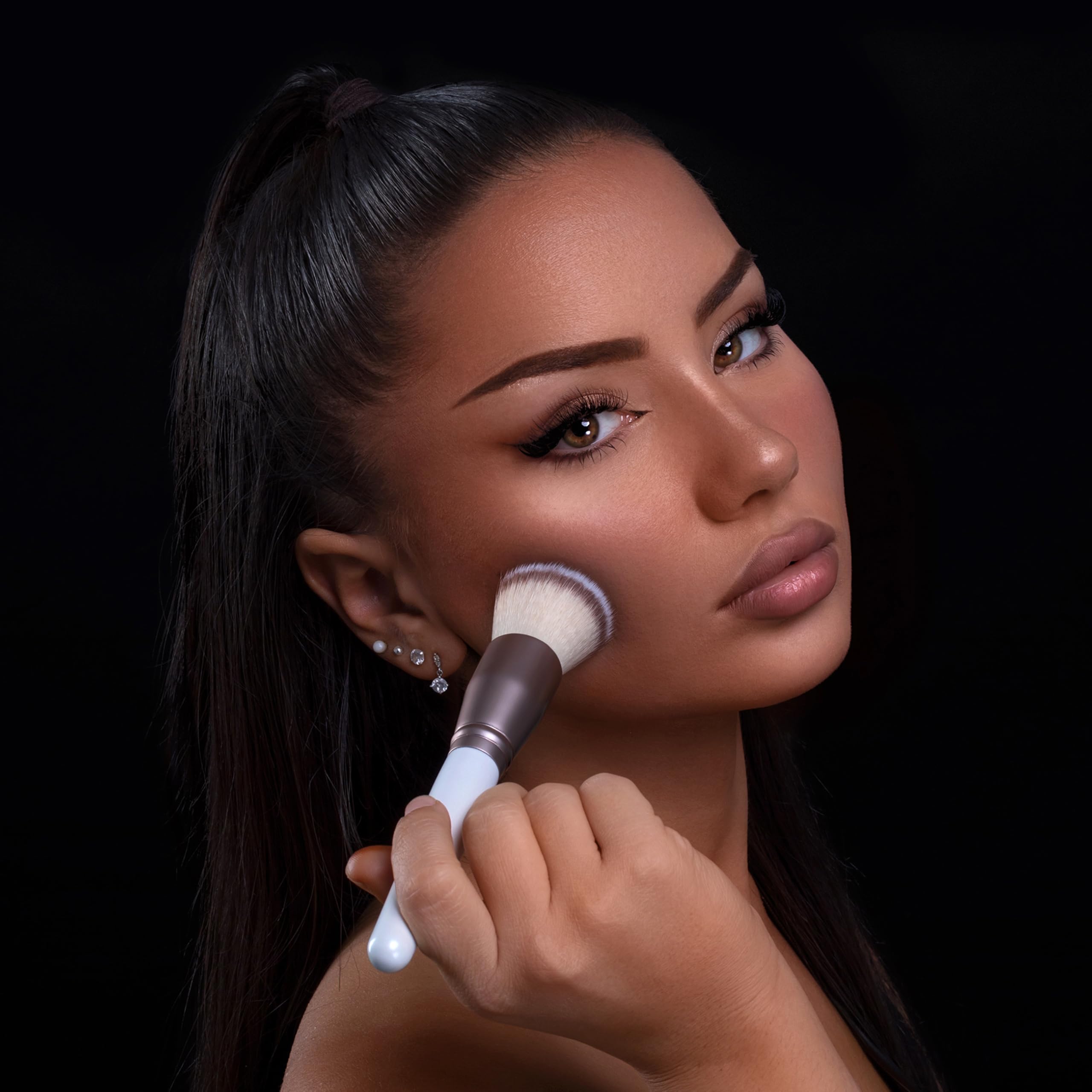 Luvia Ultimate Glam Kit de 14 pinceaux de maquillage végétaliens avec éponge mélangeur et tampon en poudre pour fond de teint, blush, surligneur et fard à paupières
