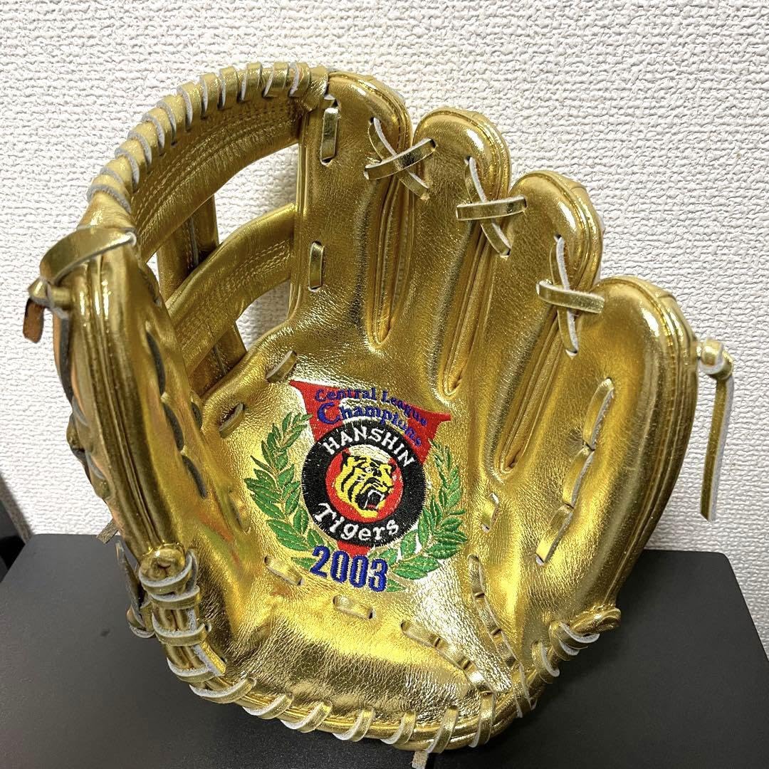 Amazon.co.jp: 阪神タイガース2003セリーグ優勝記念ゴールデン