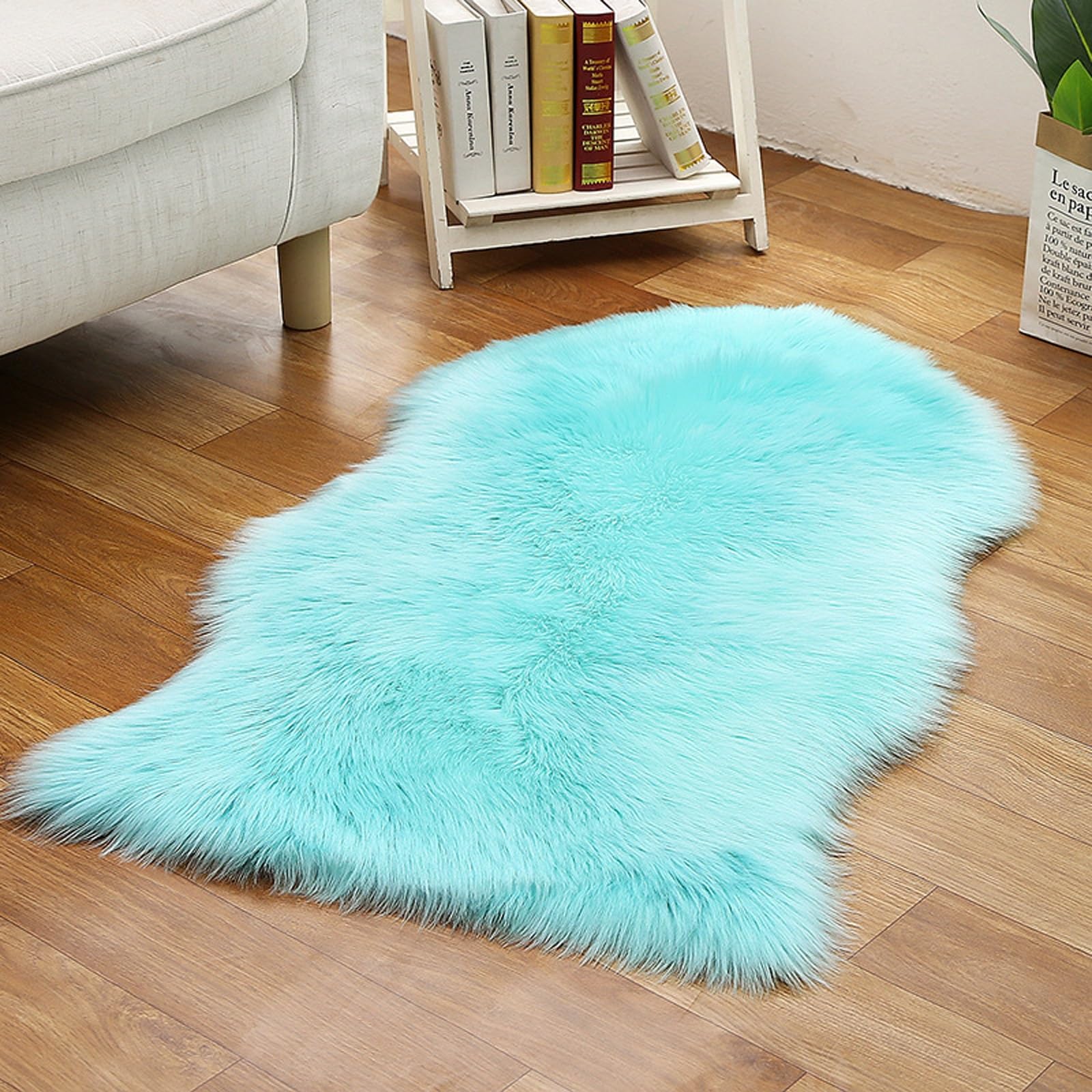 Tapis peau mouton bleu ciel 60 x 90 cm doux et moelleux pour une décoration de maison