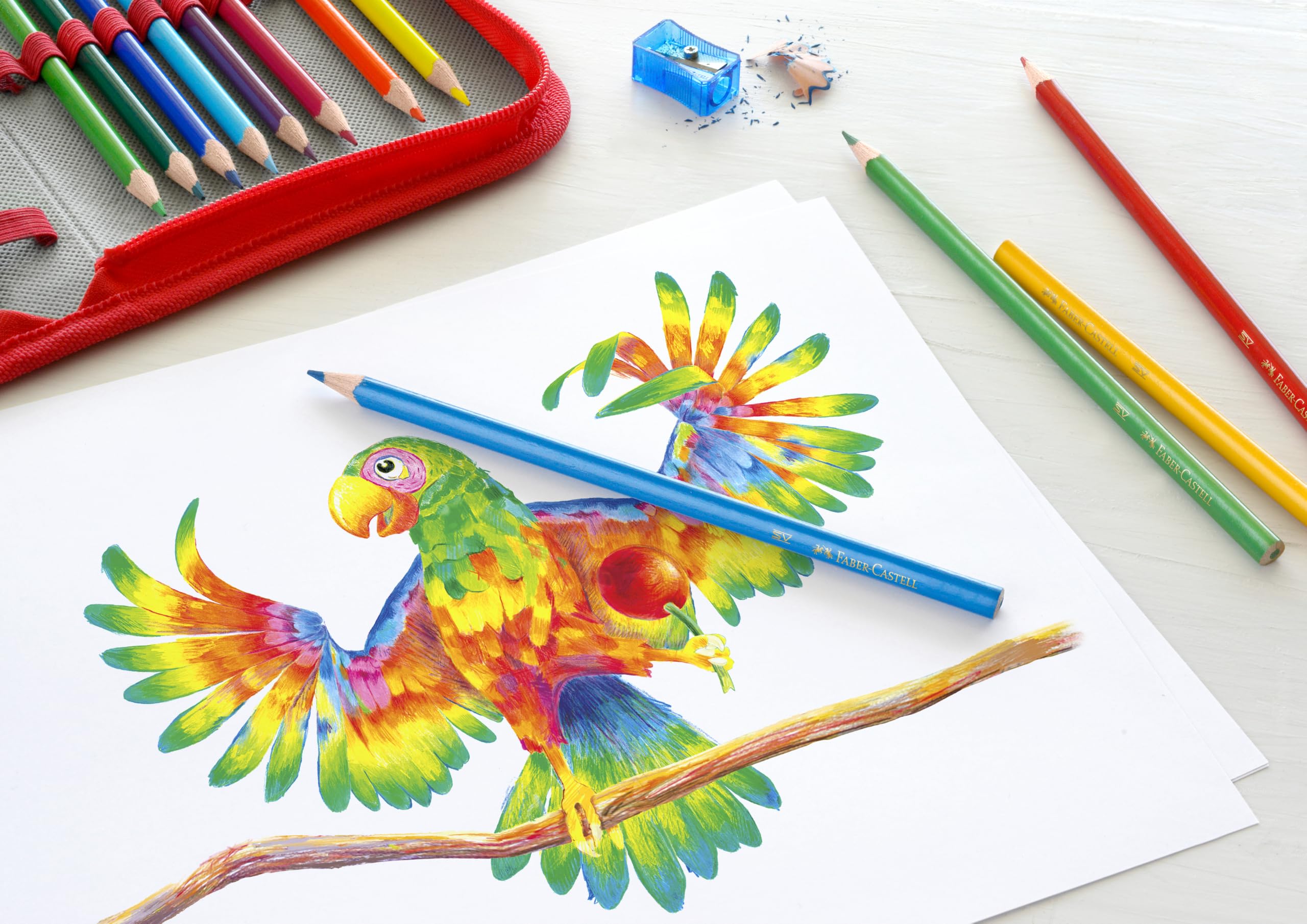 FABER-CASTELL 116544 – zestaw kredek trójkątnych, 24 kredki dla dzieci i dorosłych, miny odporne na łamanie | Ergonomiczne kredki dla dzieci i dorosłych z wkładem zabezpieczonym przed złamaniem i delikatnym nakładaniem koloru