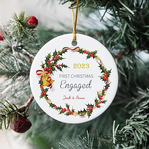 Miniatura 8 de Adorno personalizado para pareja comprometida 2023, primera Navidad para casados juntos comprometidos, adornos de Navidad personalizados, idea,