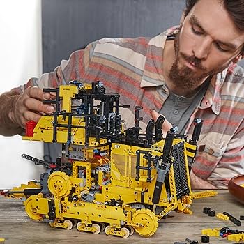 F75の3枚 Cat® D11 ブルドーザー 42131 | テクニック |レゴ®ストア公式