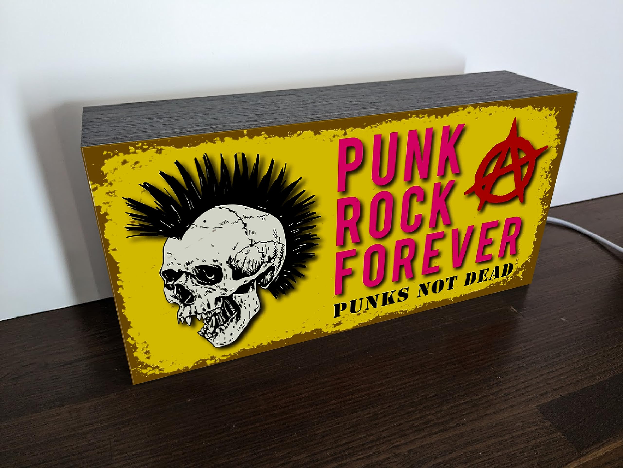 Amazon.co.jp: 【Lサイズ】パンク パンクロック Punks Not Dead