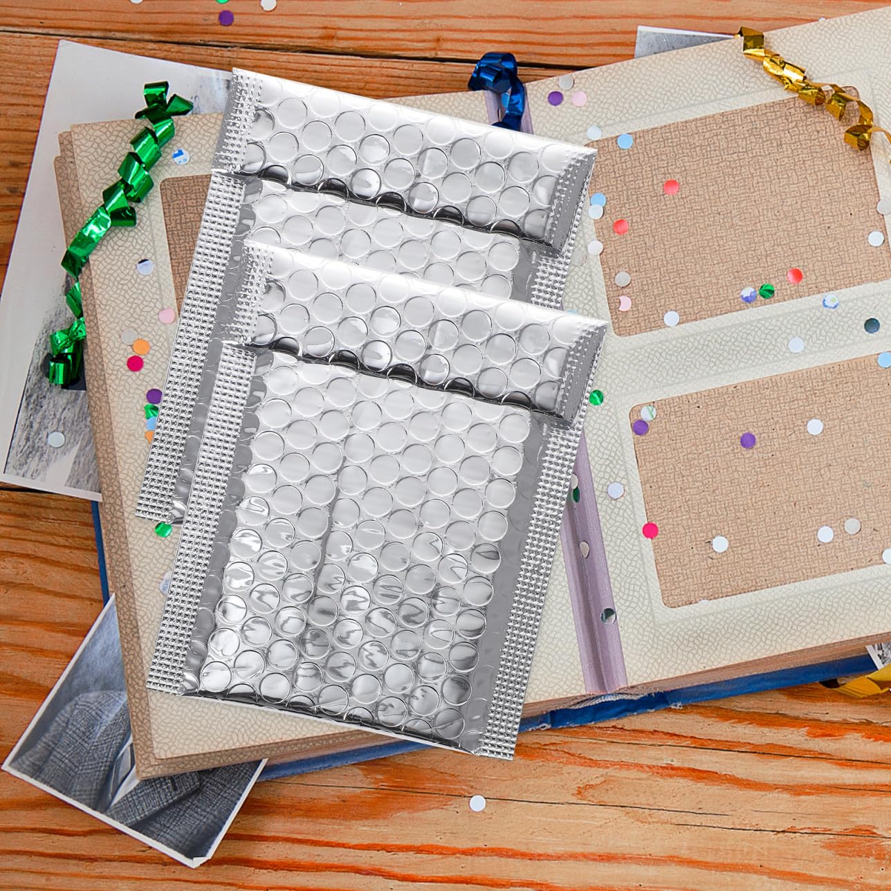 100 pezzi Buste Imbottite Spedizioni con Bolle d Aria Buste Postali Autoadesive Resistenti in Alluminio Protezione Antiurto per Pacchi e Documenti Formato per Ufficio e Spedizioni