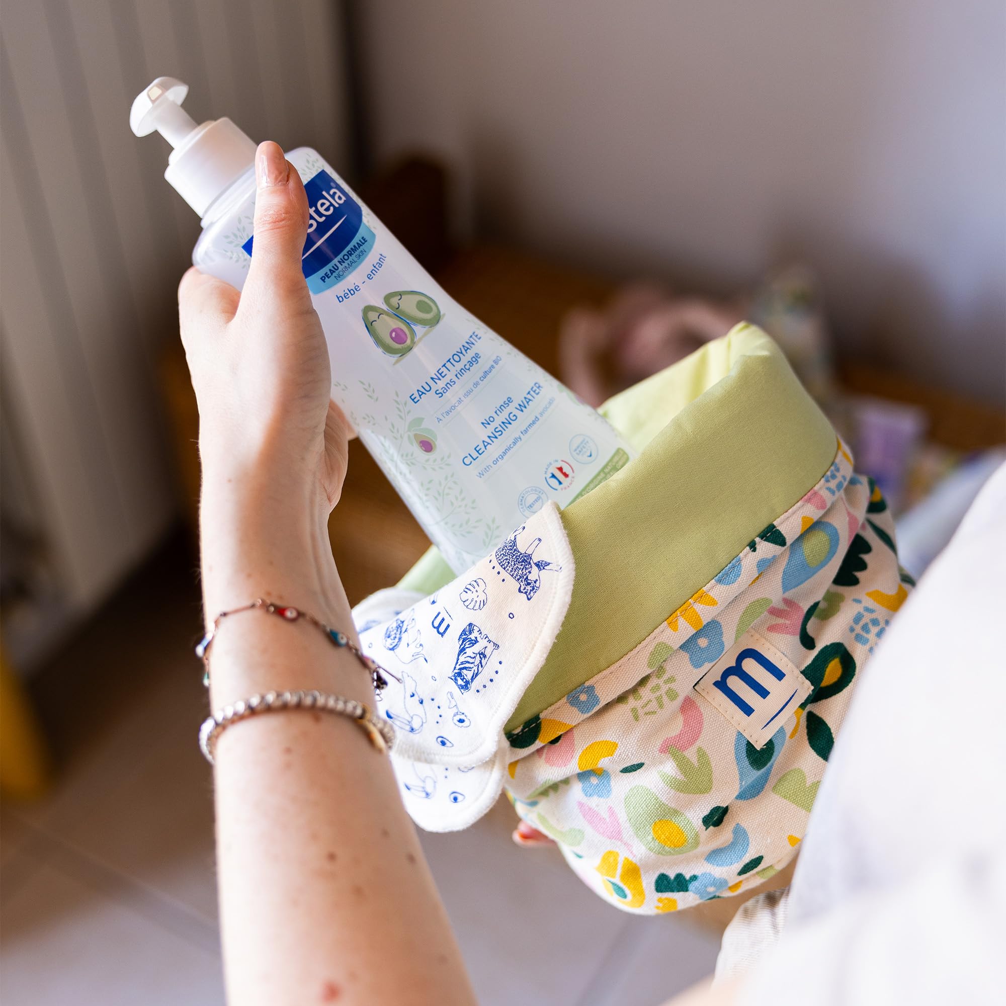 Mustela Woda czyszcząca z awokado bez spłukiwania, 500 ml