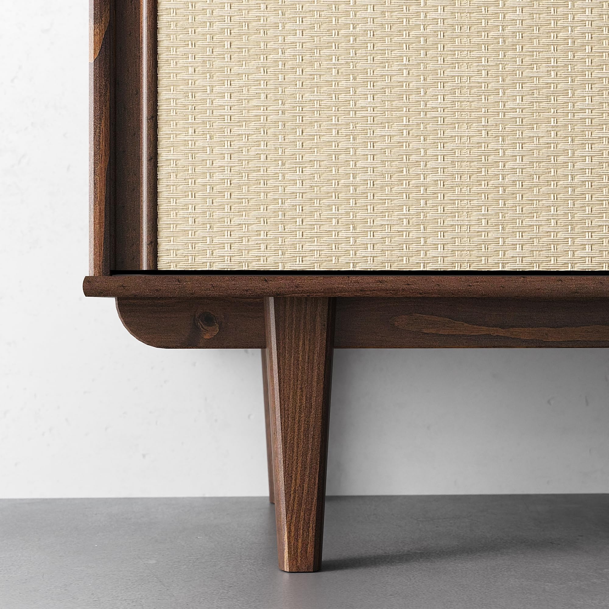 Lowboard SIMONA 175 cm mit Rattangeflecht aus Kiefer Massivholz, Nussbaum Finish – TV-Board im Mid-Century Design, Lowboard mit 2 Schubladen und Schiebetüren, Retro TV-Schrank für das Wohnzimmer