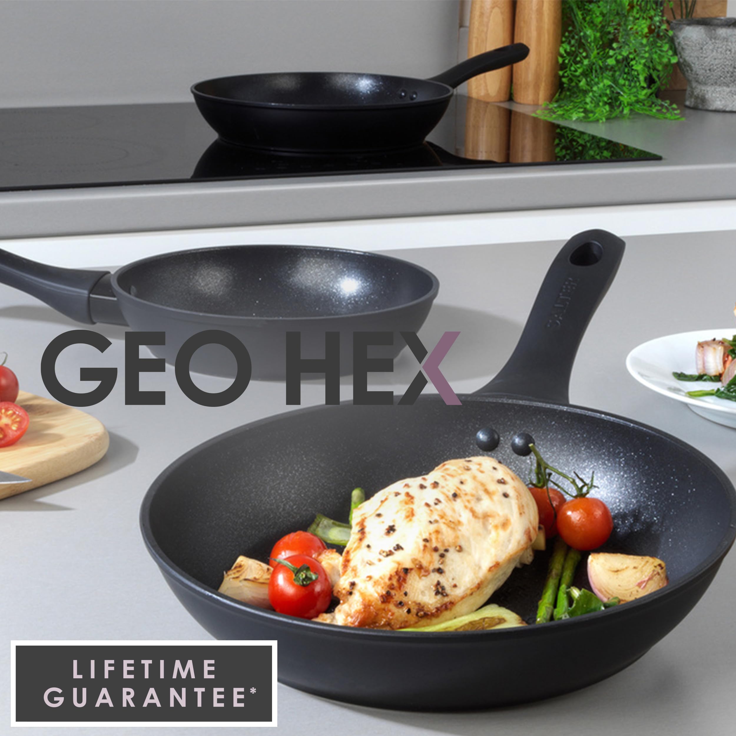 Salter BW08773 Geo - Juego de sartenes hexagonales antiadherentes (3 piezas, aluminio forjado, 20,24,28 cm, superficie hexagonal, color negro mate, apta para placa de inducción)