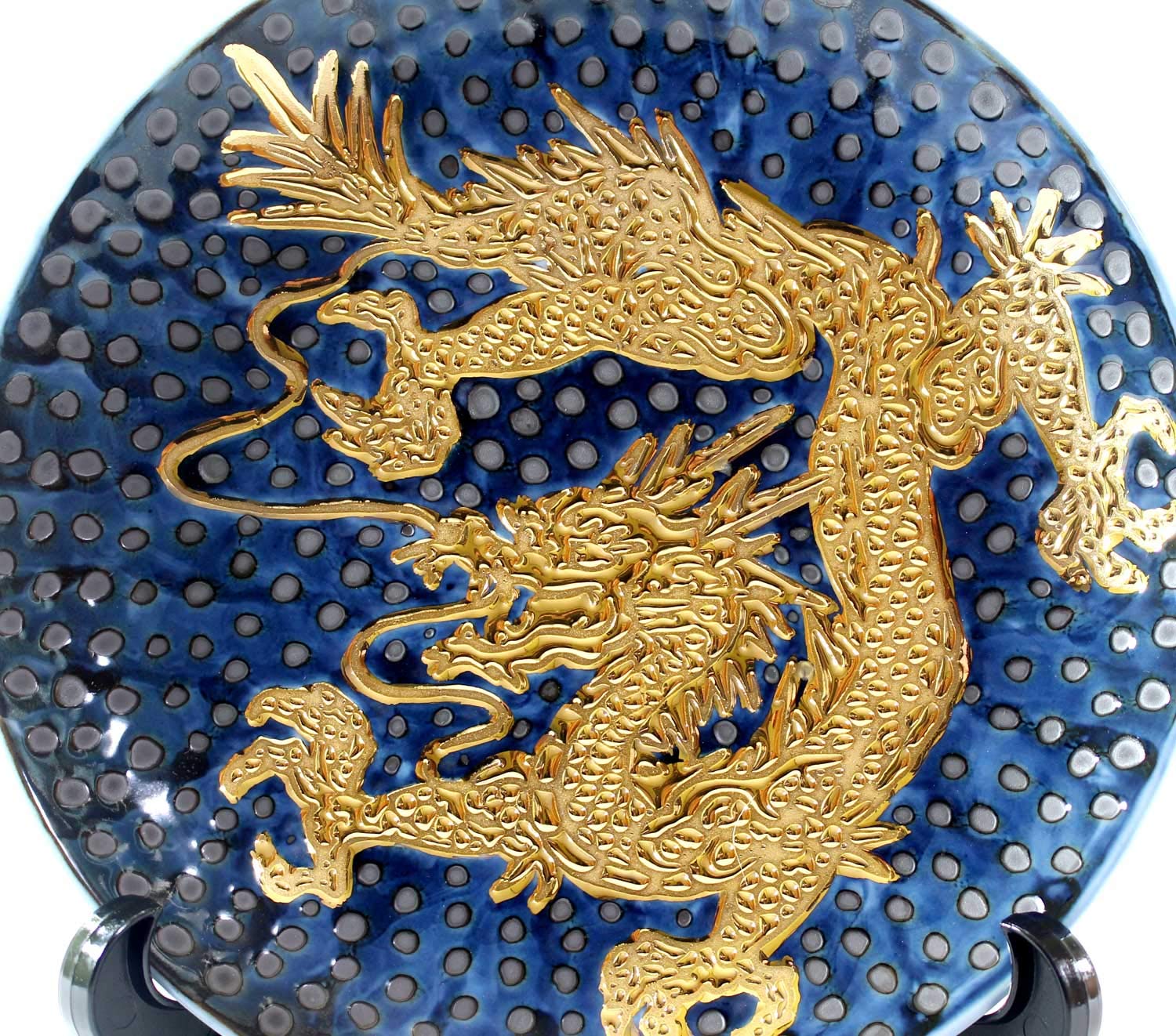 Amazon.co.jp: 有田焼 美術工芸品 総手描き 鉄釉金彩龍絵飾り皿 桐