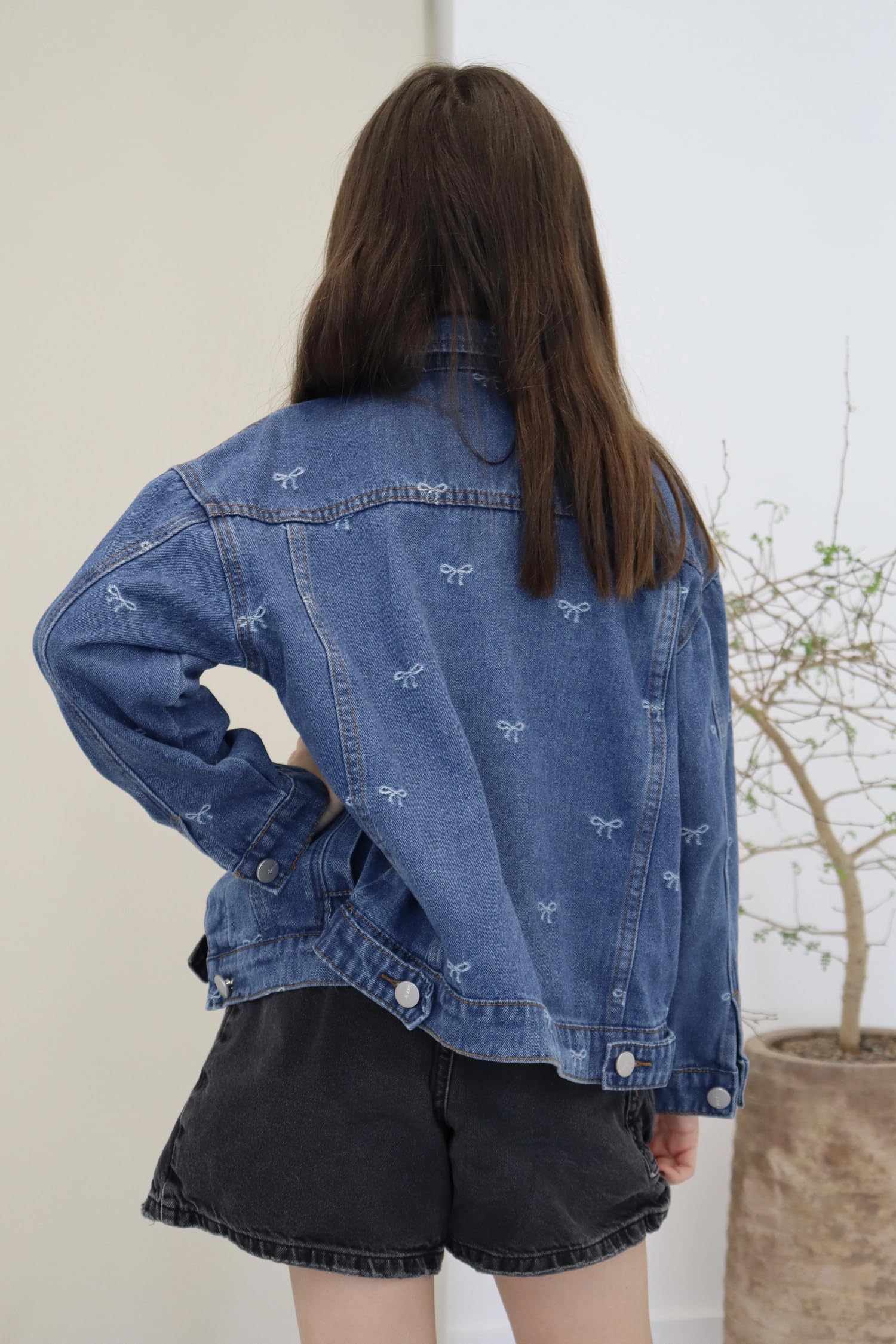 Rolanko Veste en Jean pour Filles, Blousons de Bleu Denim de Base Délavé, Chemises en Jean Boutonnées Vers le Bas