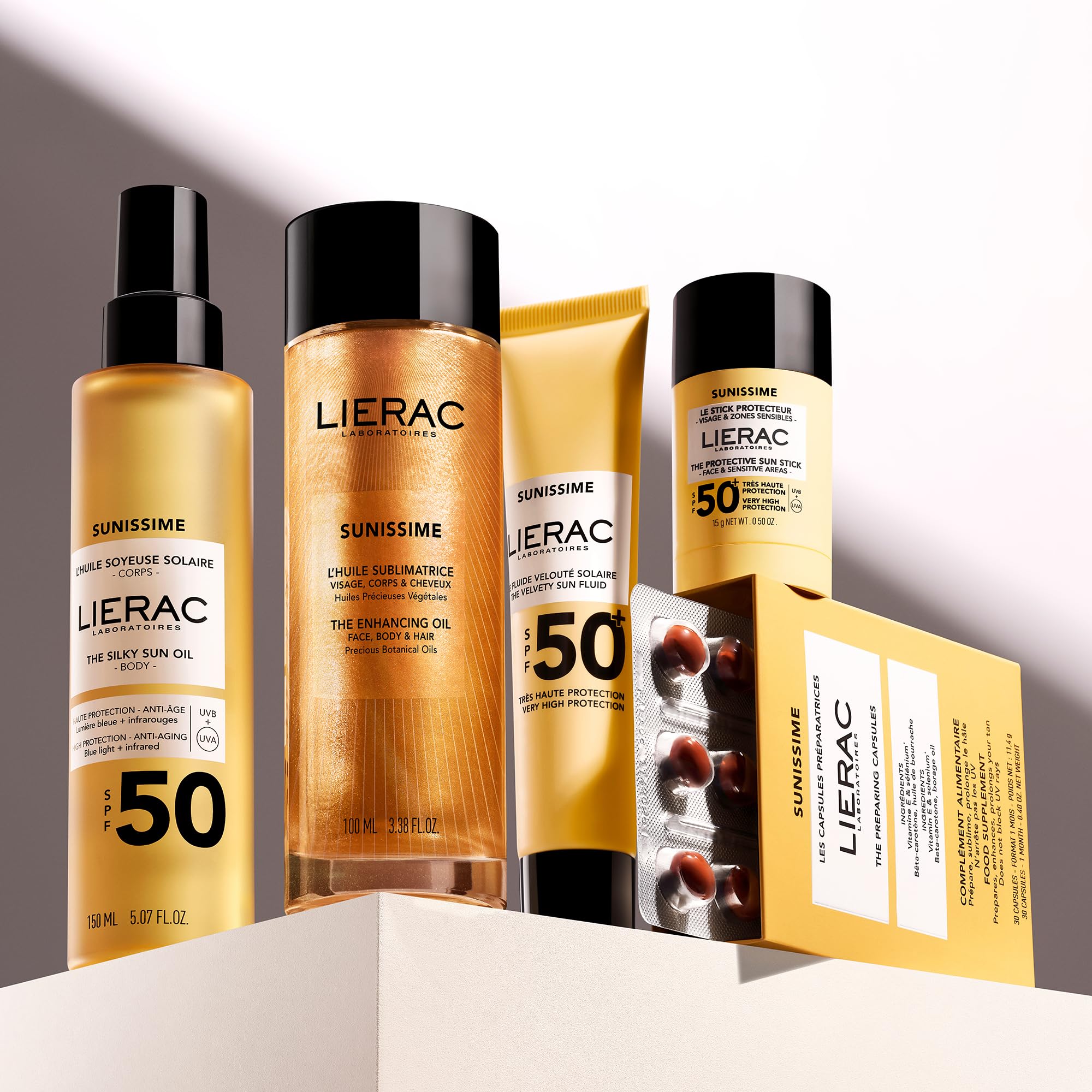 Lierac - Sunissime - El Stick Protector SPF50+ 15g - Protección Muy Alta Rostro y Zonas Sensibles - Textura Invisible - Acabado Glowy Natural - Formato Nómada - Todo Tipo de Piel