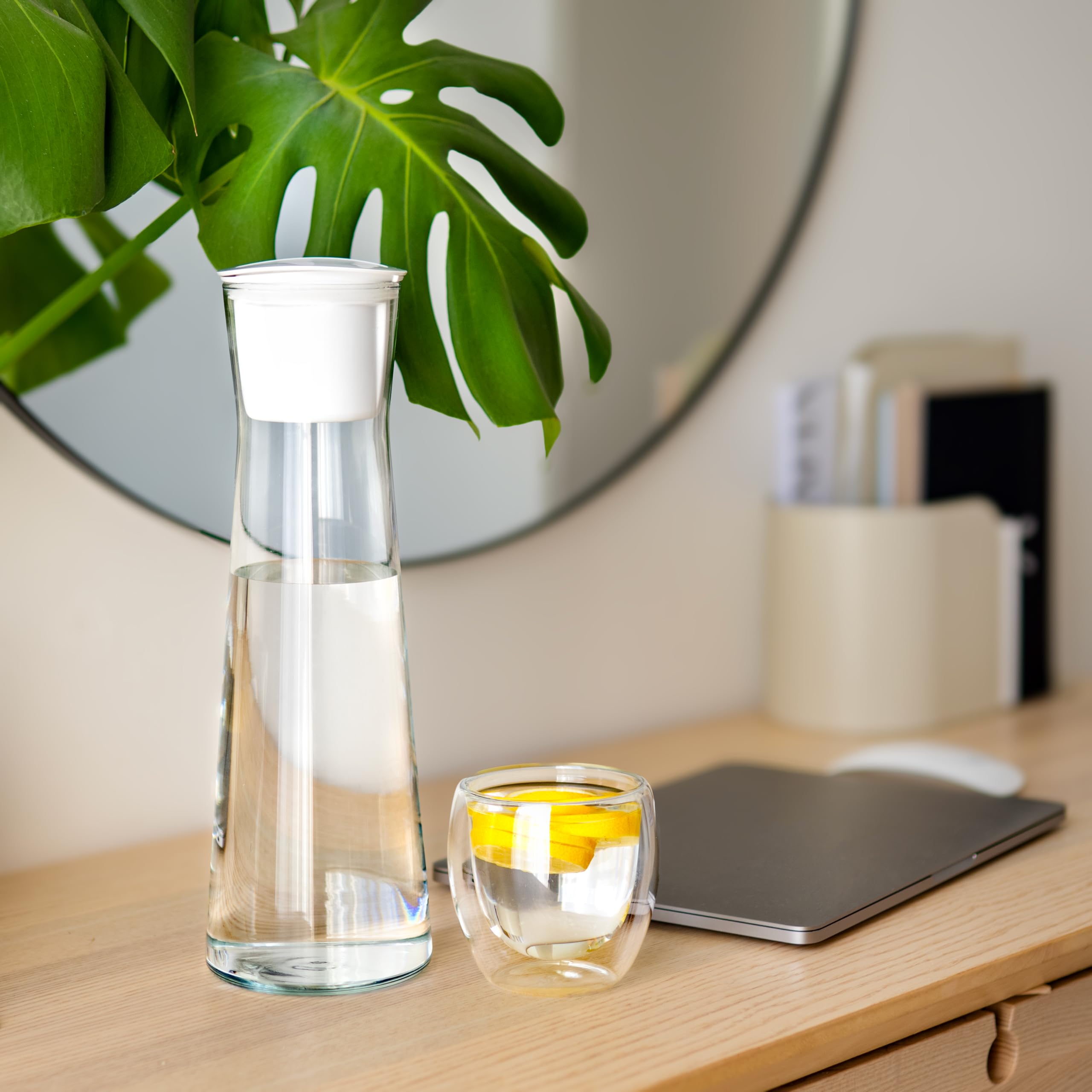 Wessper K1 BOROSCILICATE Actitex 1L Bottiglia Filtrante per acqua In vetro borosilicato, 4 Filtri Fast Disk Inclusi riduce il cloro nell'acqua, Acqua Filtrata Istantaneamente, Bianco/Trasparente