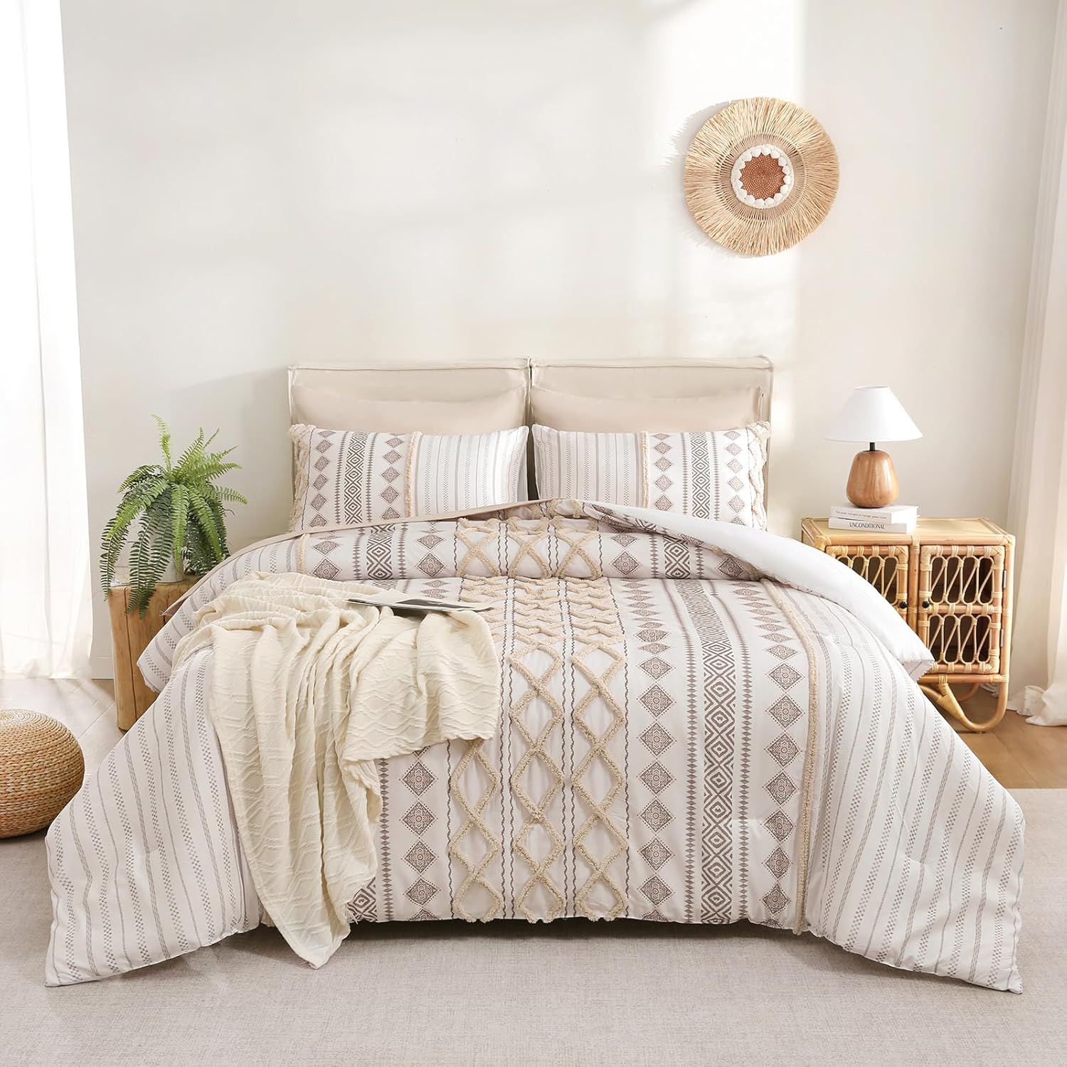 Herside Tufted Boho Comforter Set Bed in A Bag,Shabby Chic Aztec Western Beige Bedding Tufted Decor King Size Bedding Comforter and Sheet Set,Farmhouse Luxury 7 Pieces Quilt Set for All Season Beige King