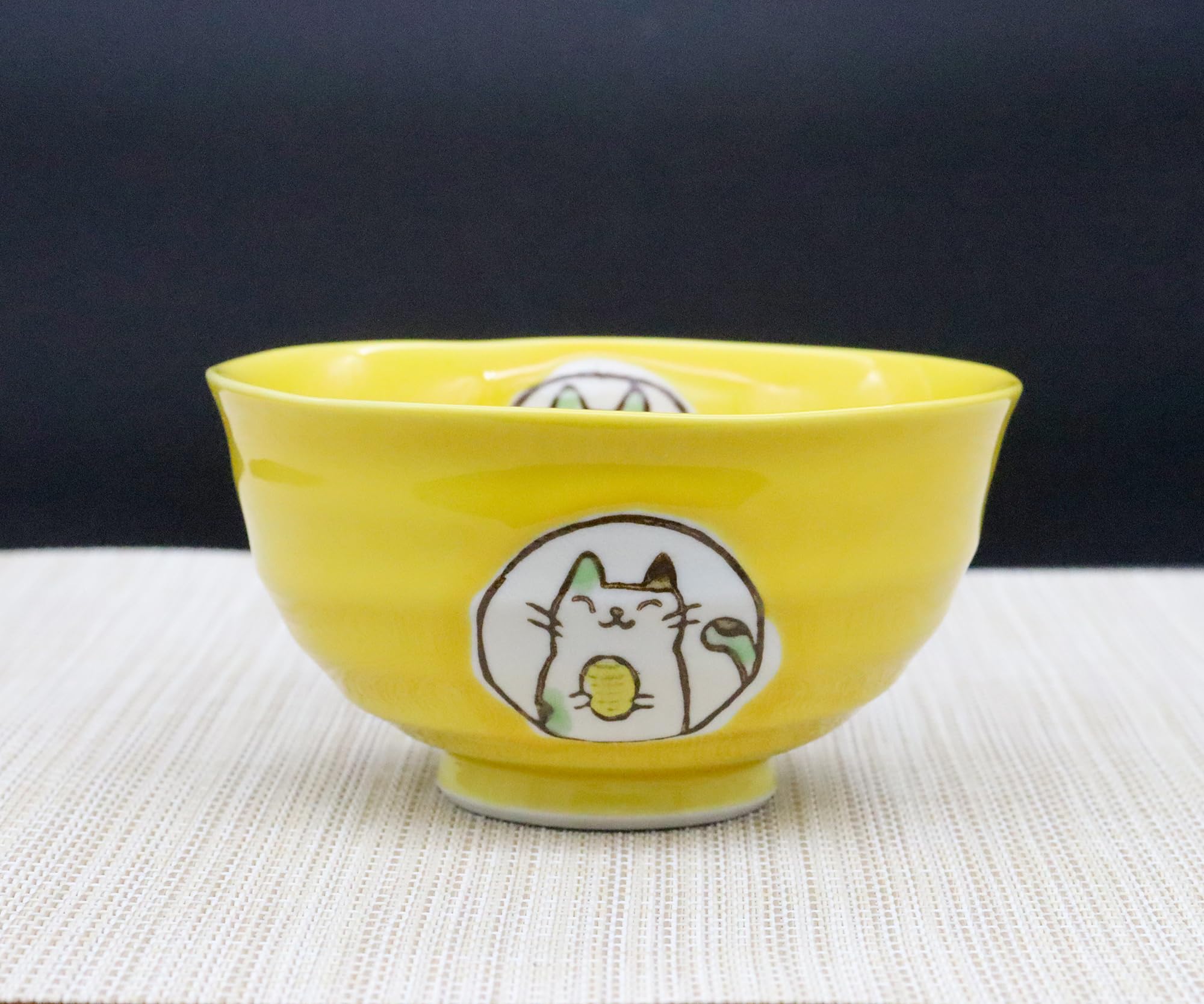 Amazon.co.jp: クラフトマンハウス 瀬戸焼 飯碗 茶碗 風水 猫(黄)金運