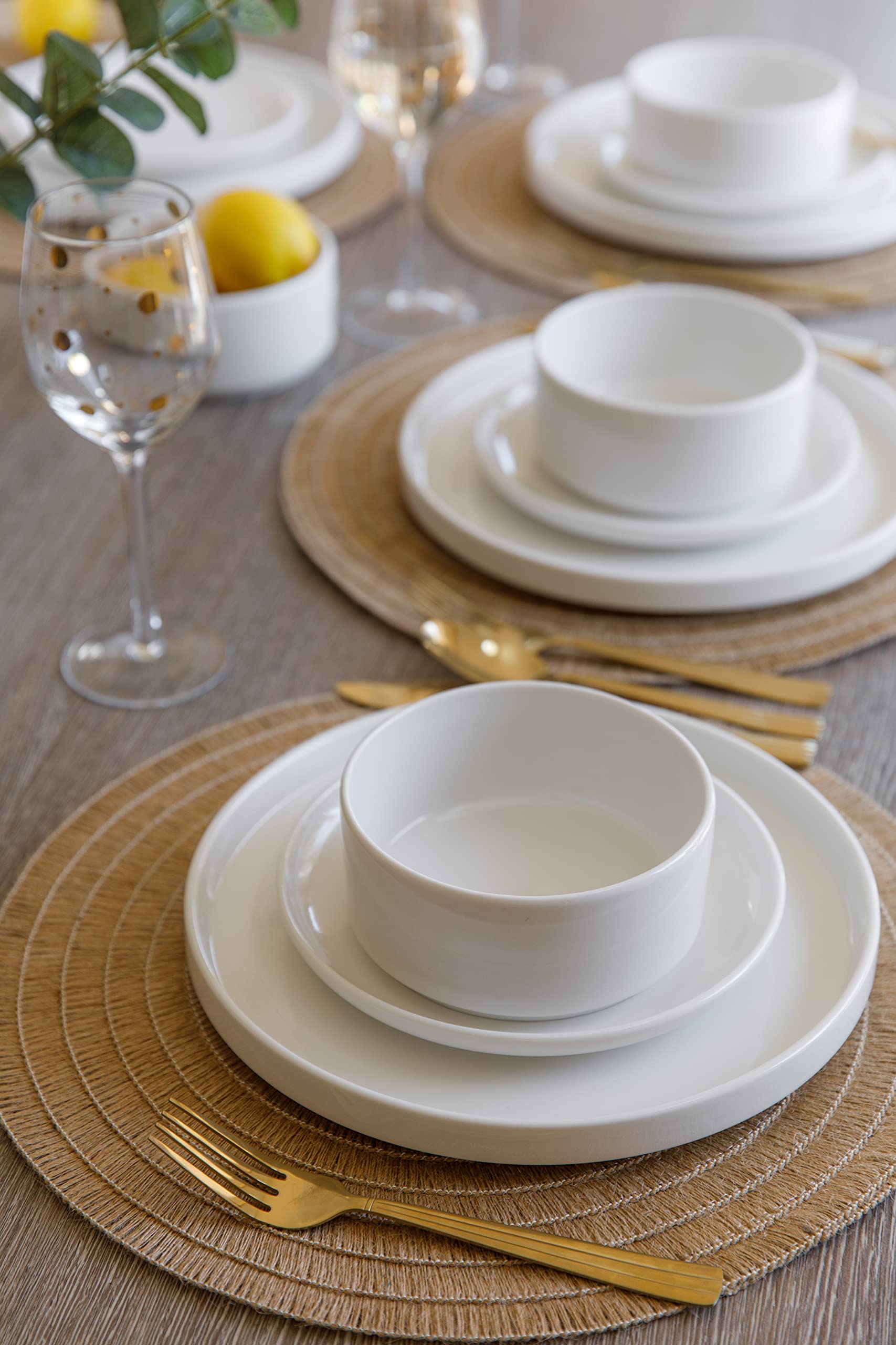 Mikasa Juego de Vajilla Camberlie, Platos y Tazones de Estilo Escandinavo de Porcelana Blanca, 12 piezas