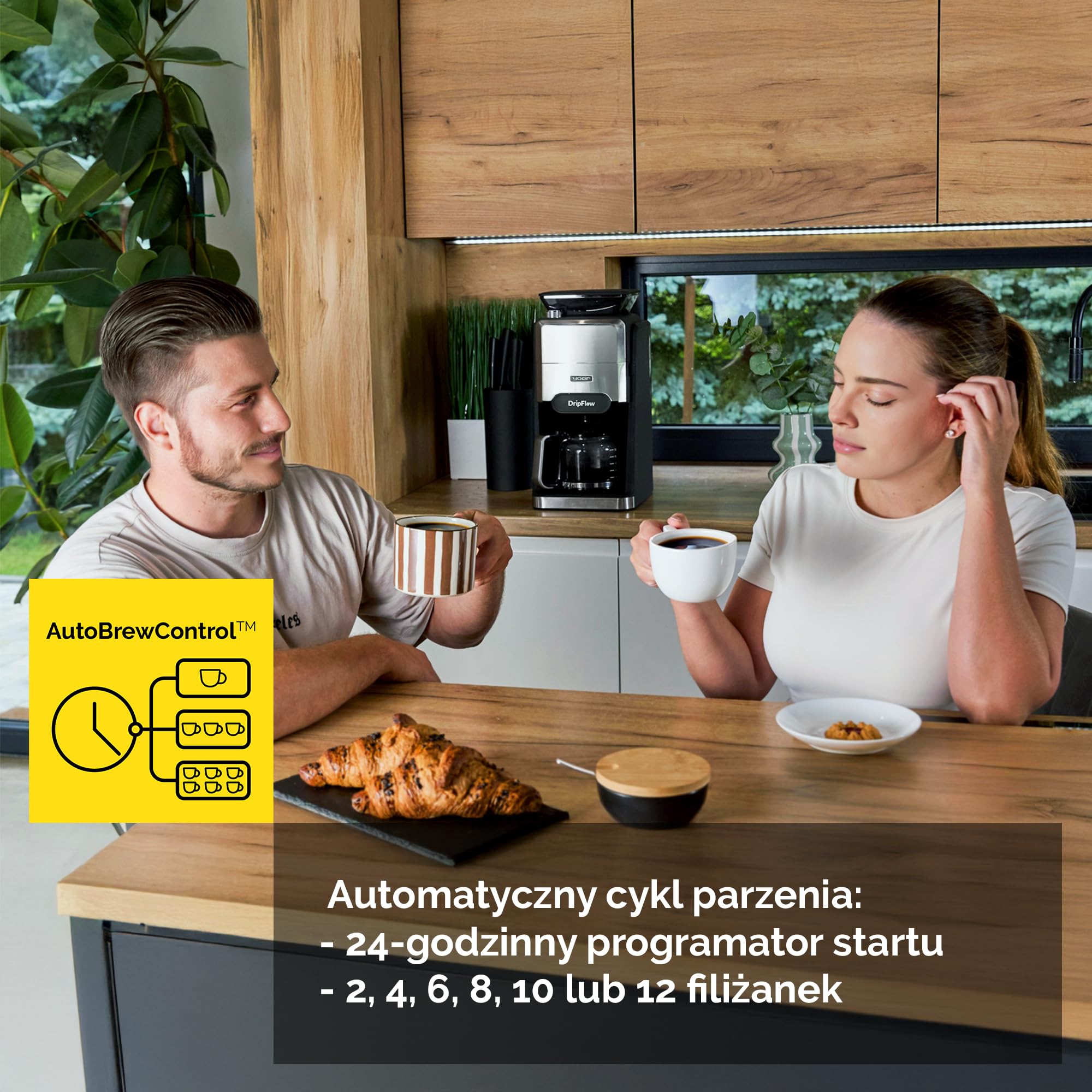 Yoer Ekspres przelewowy do kawy z wbudowanym młynkiem żarnowym, 12 kaw, 1520W, 1,5L Szklany dzbanek, 24h timer, Filtr wielokrotnego użytku, Podtrzymywanie ciepła, Stal INOX, CMG03BK DripFlow, czarny