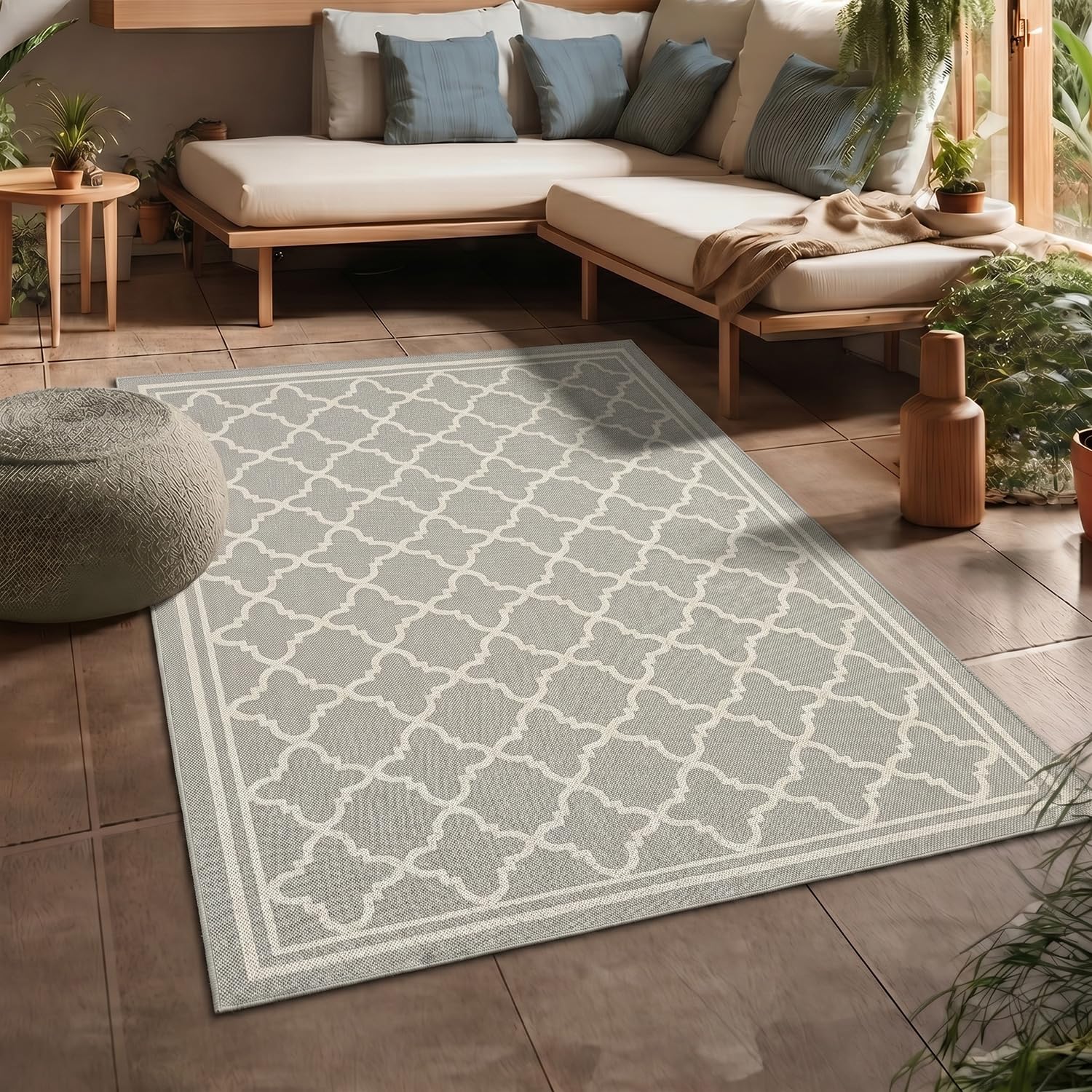 VIMODA Tappeto per interni ed esterni, tessuto piatto, per terrazzo, balcone, giardino d'inverno, robusto, design marocchino, colore beige, misure: 140 x 200 cm