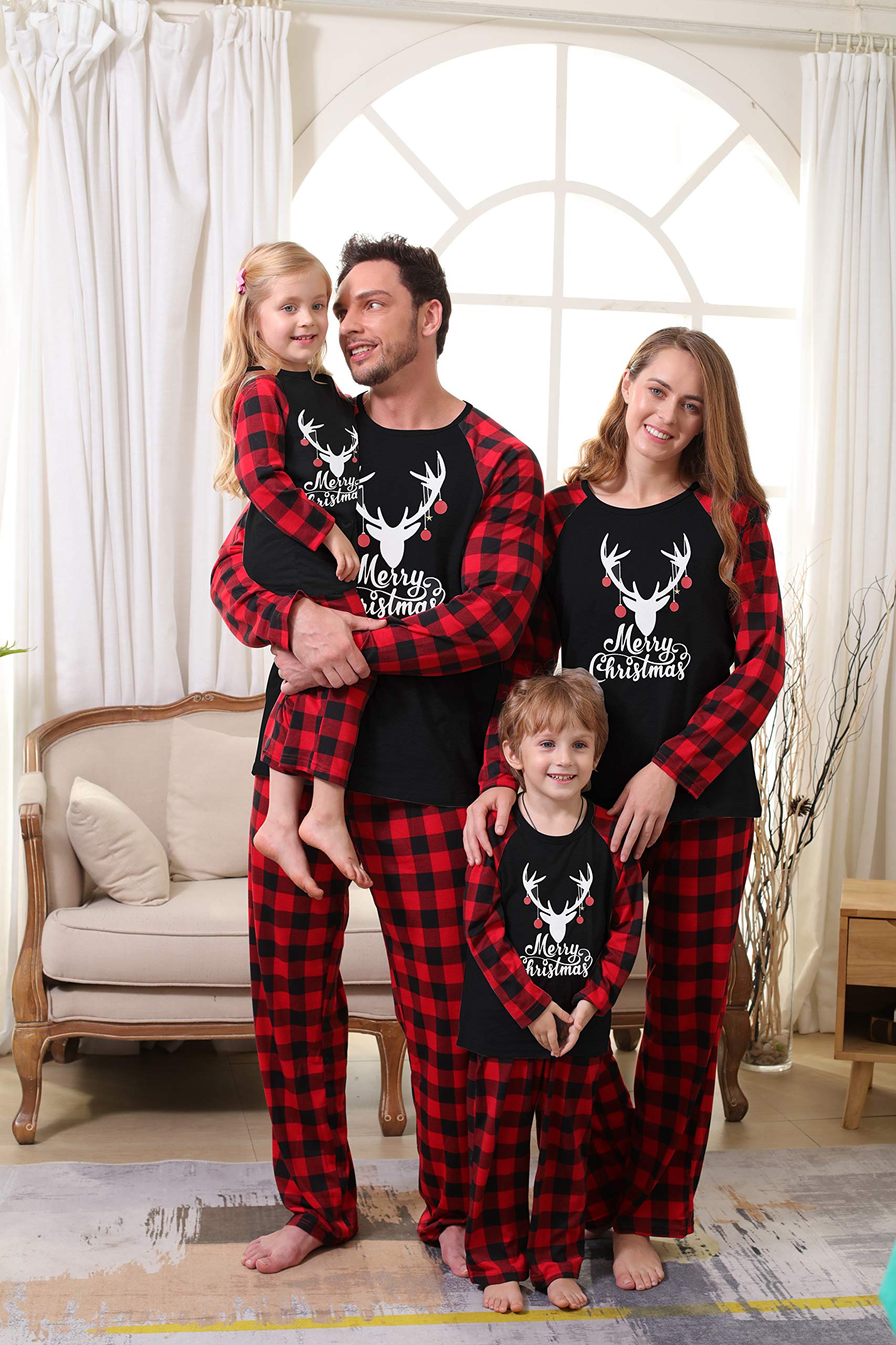 ZOEREA Ensemble Pyjama Famille de Noël Vêtement de Nuit Barboteuse Pyjamas à Deux Pièces Set T-Shirt à Manches Longues et Pantalon pour Mère Père Enfant Bébé
