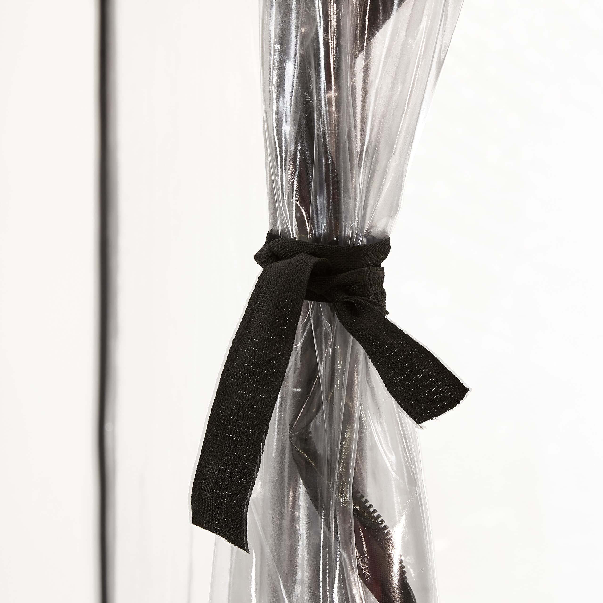 Relaxdays Serra per Orto, Telo in PVC, HxLxP: 215 x 200 x 100 cm, Percorribile, Coltivazioni Piante, Trasparente Nero