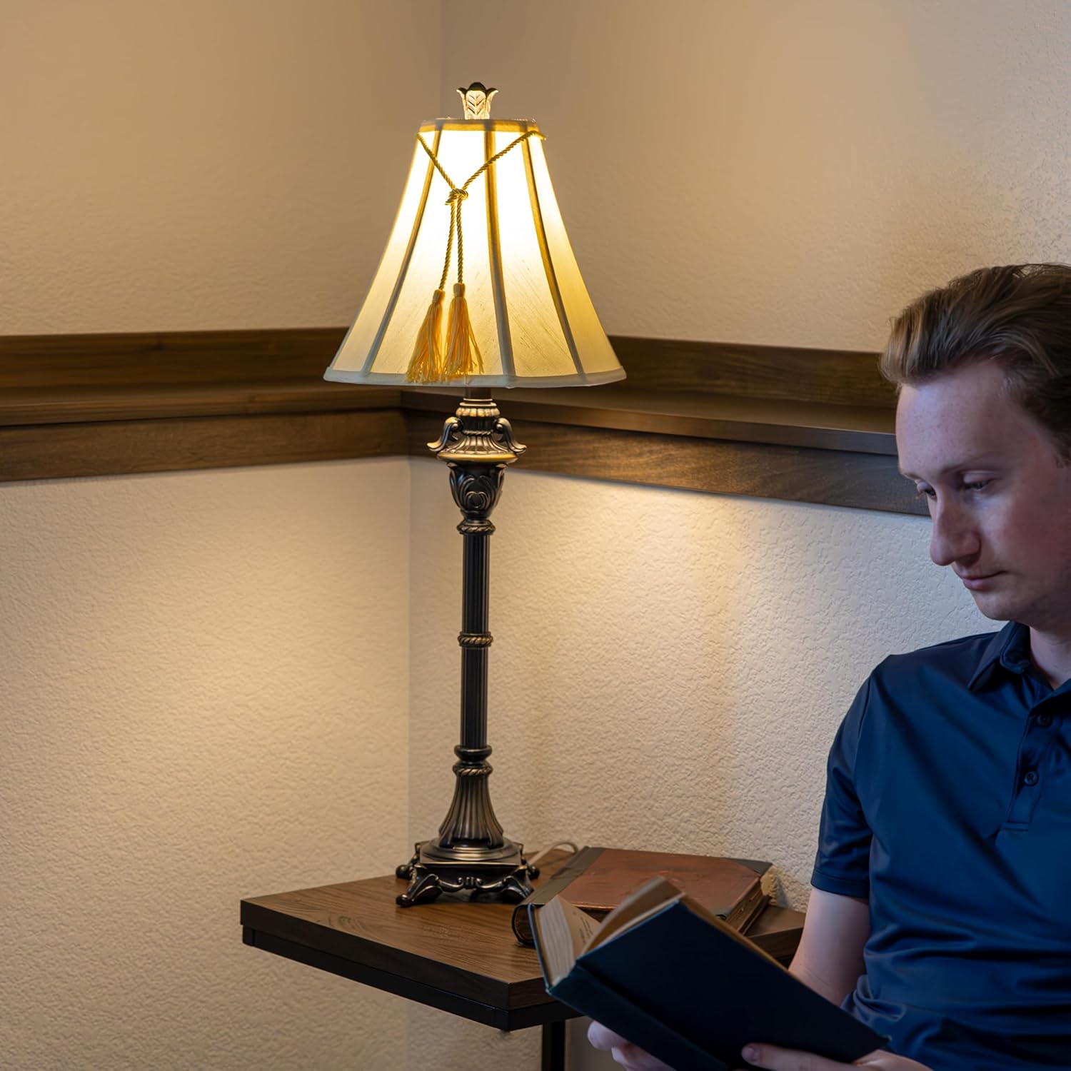 Sunnydaze Home Grandeur Resin Accent Table Lamp Set of 2-28.75" H - Tall Bedside Lamps with Bulb Included - Plug-in Electric