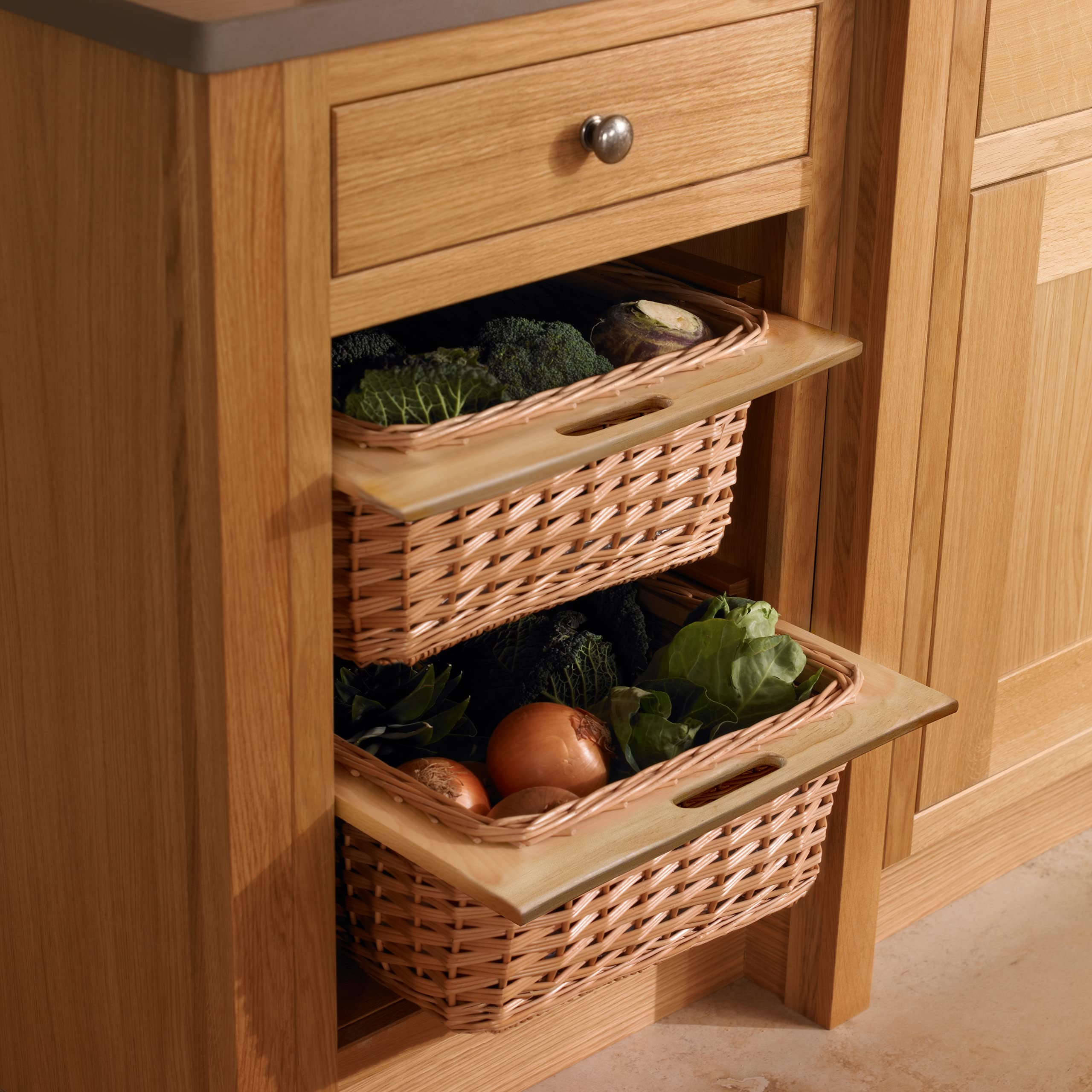 2 Ausziehbare Weidenkörbe Küche Rattan 400mm Küchenkörbe Aufbewahrung Lagerung Speisekammer Unterschrank & Läufer Buche massiv 40cm Landhausstil 100% handgefertigt Befestigungssatz inklusive - Braun