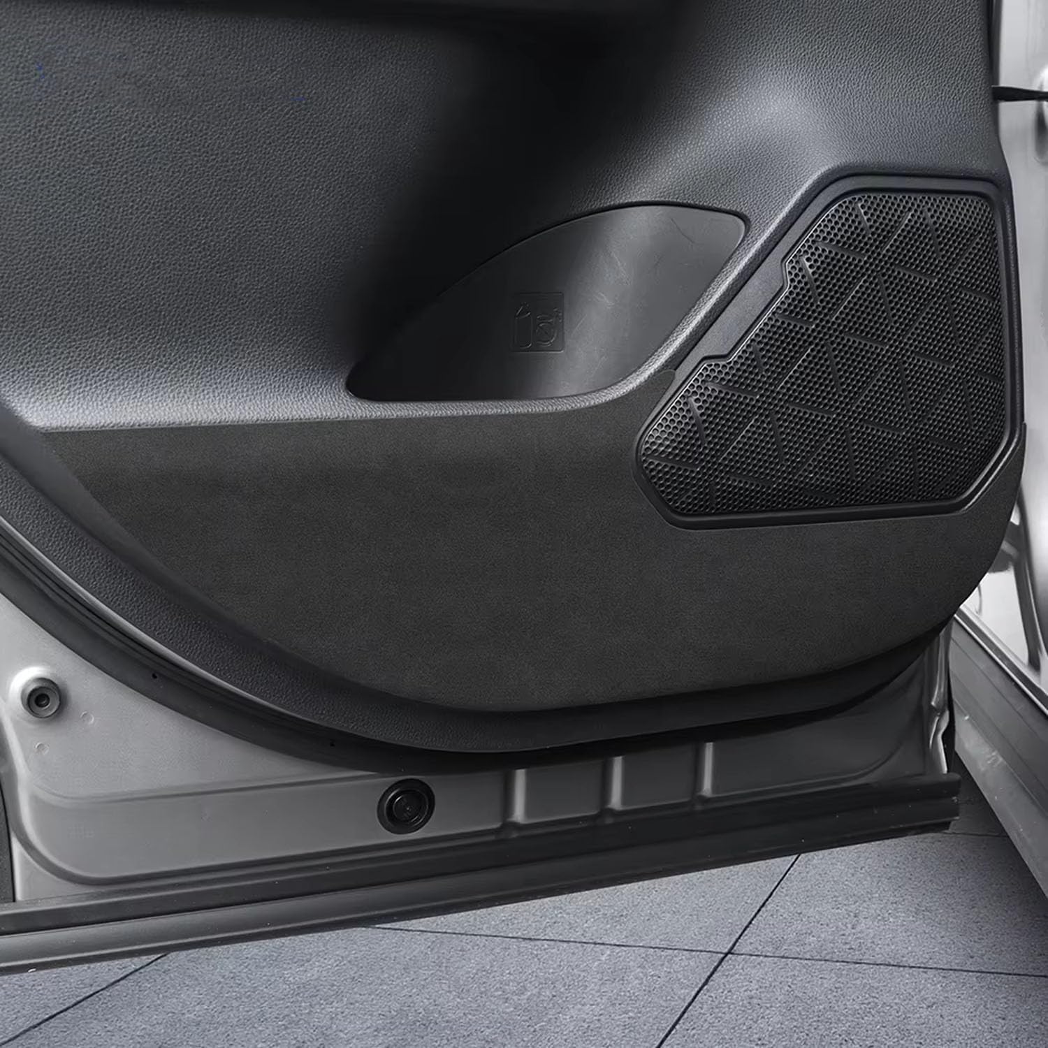 Protection Portière RAV4 XA50 Premium - Habillage Intérieur Haute Résistance