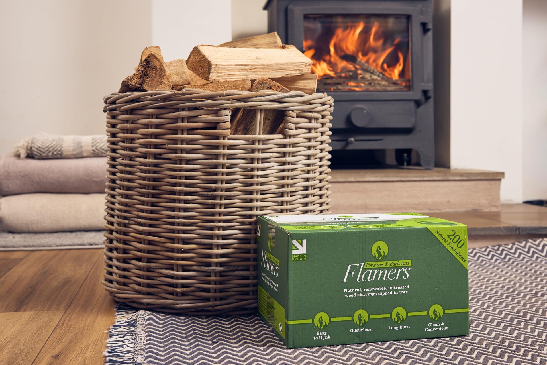 4 x 200 Flamers Natural Fire Lighters for Wood Burner Firepit Bbq Pizza Oven Fireplace Chimenea Barbecue Fire Starter - Firestarter for Kiln Dried Kindling Log Coal Charcoal Briquette - 4