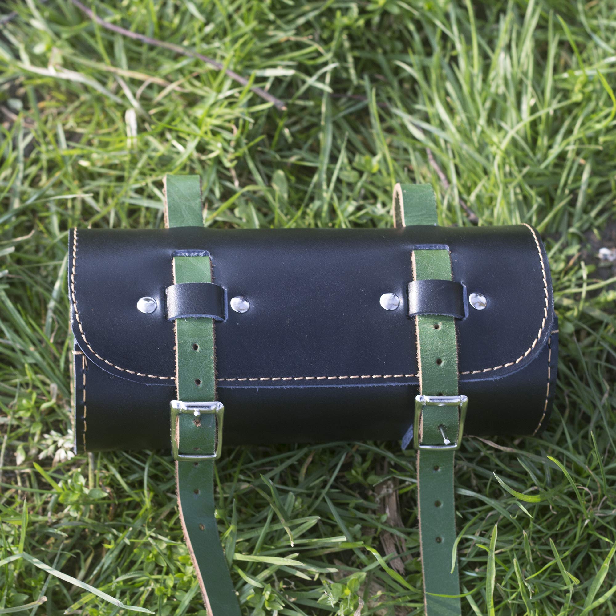 London Craftwork Borsa portautensili rotonda classica per bicicletta in vera pelle con telaio manubrio nero verde roll-bl-verde