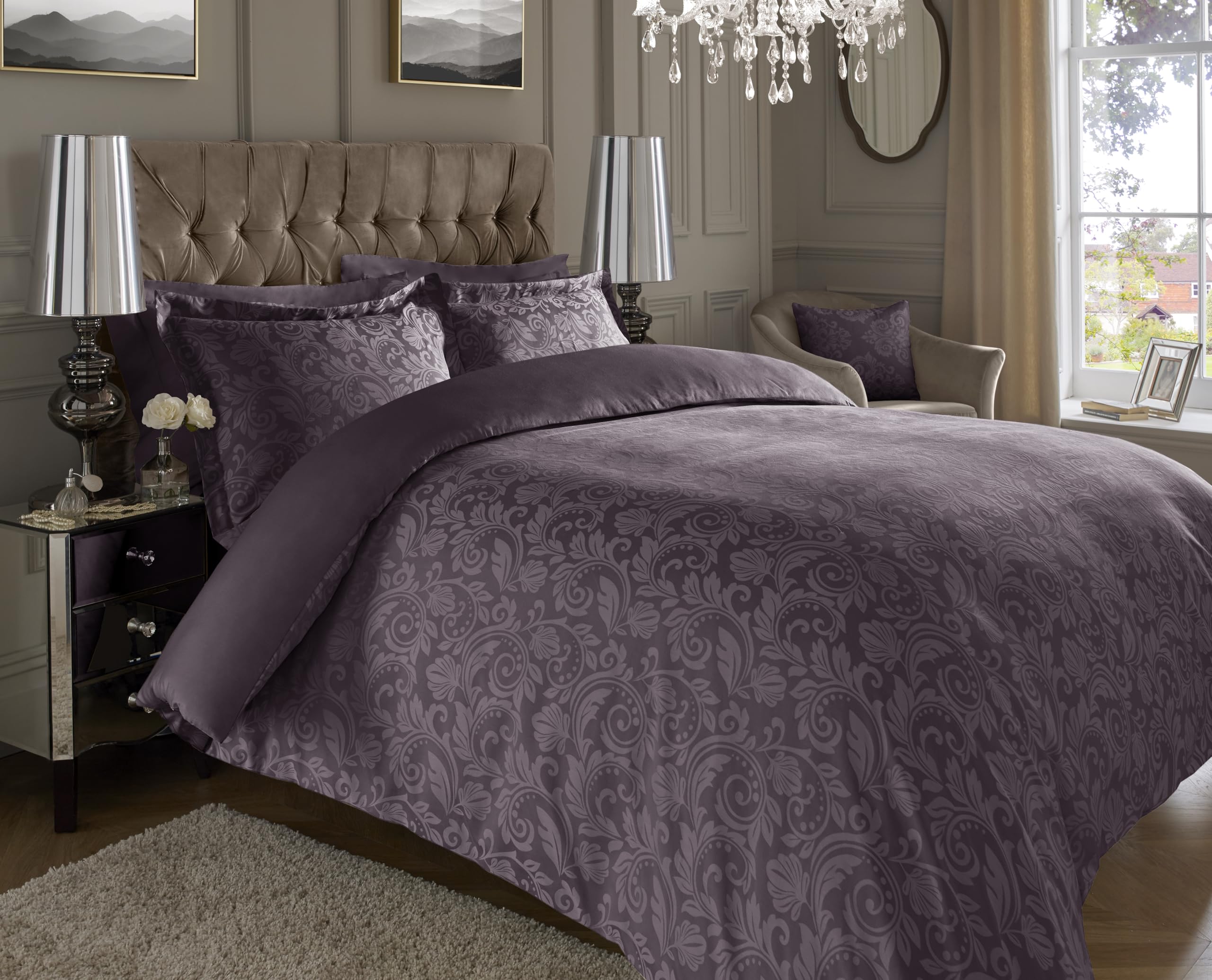 Lavish Label 600 Thread Count Floral Jacquard Duvet Set (200 x 200 CM) with 2 Oxford pillowcases (45 x 75 CM) | Cotton Rich Soft & Comfortable Bedding Set (Plum, Double)