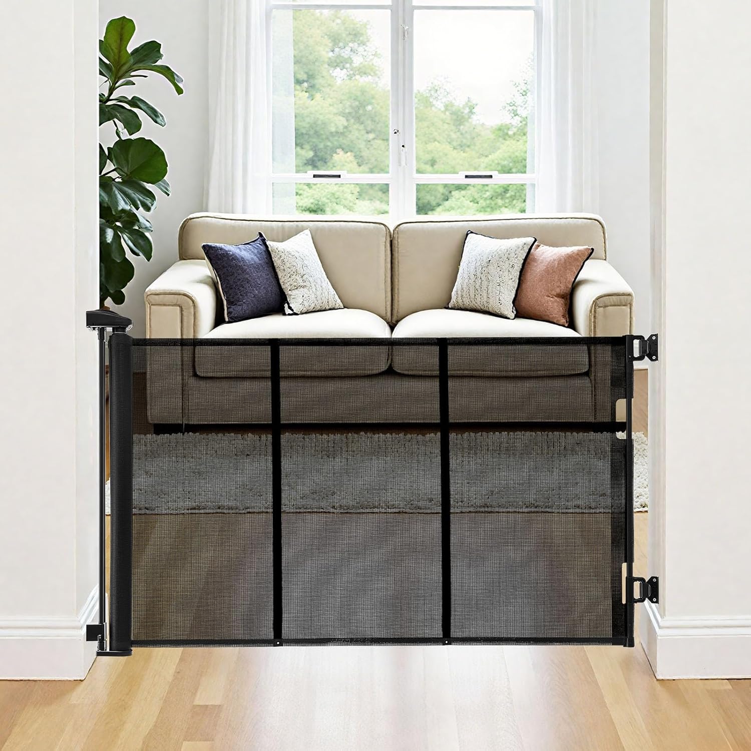 VEVOR Retractable Baby Gate, Extends to 122 inch Extra Wide, 31.3 inch Tall, with Reinforced Fiberglass Strips, Avoids Crawling Through, Mesh Dog Gate for Decks, Doorways, Garages, Indoor, Black