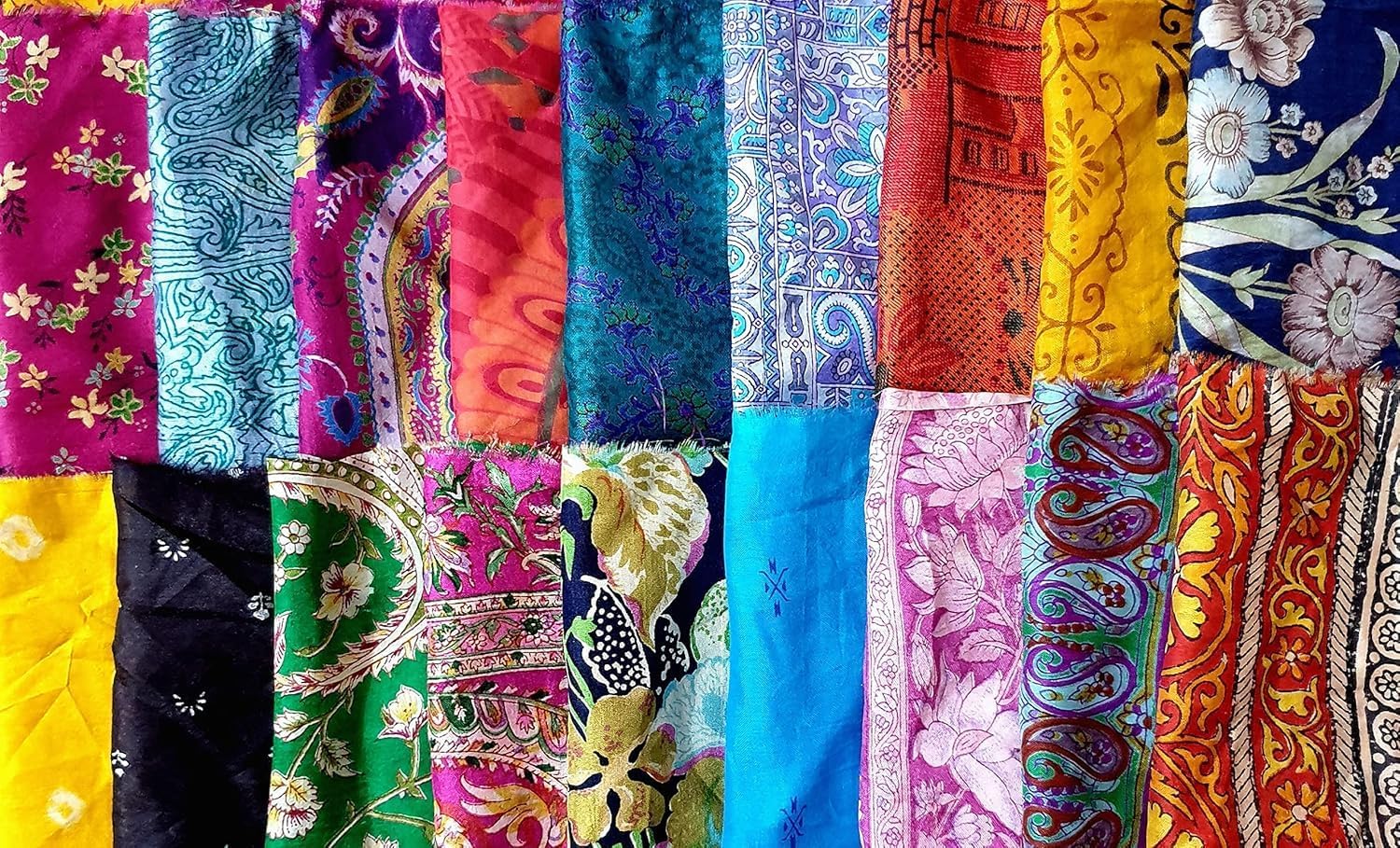 Sari Silk Fabric Squares 30 pcs 8 * 8 Squares Saree Craft Material Home Decor Scrapbook Quilting Project Art Doll Easter