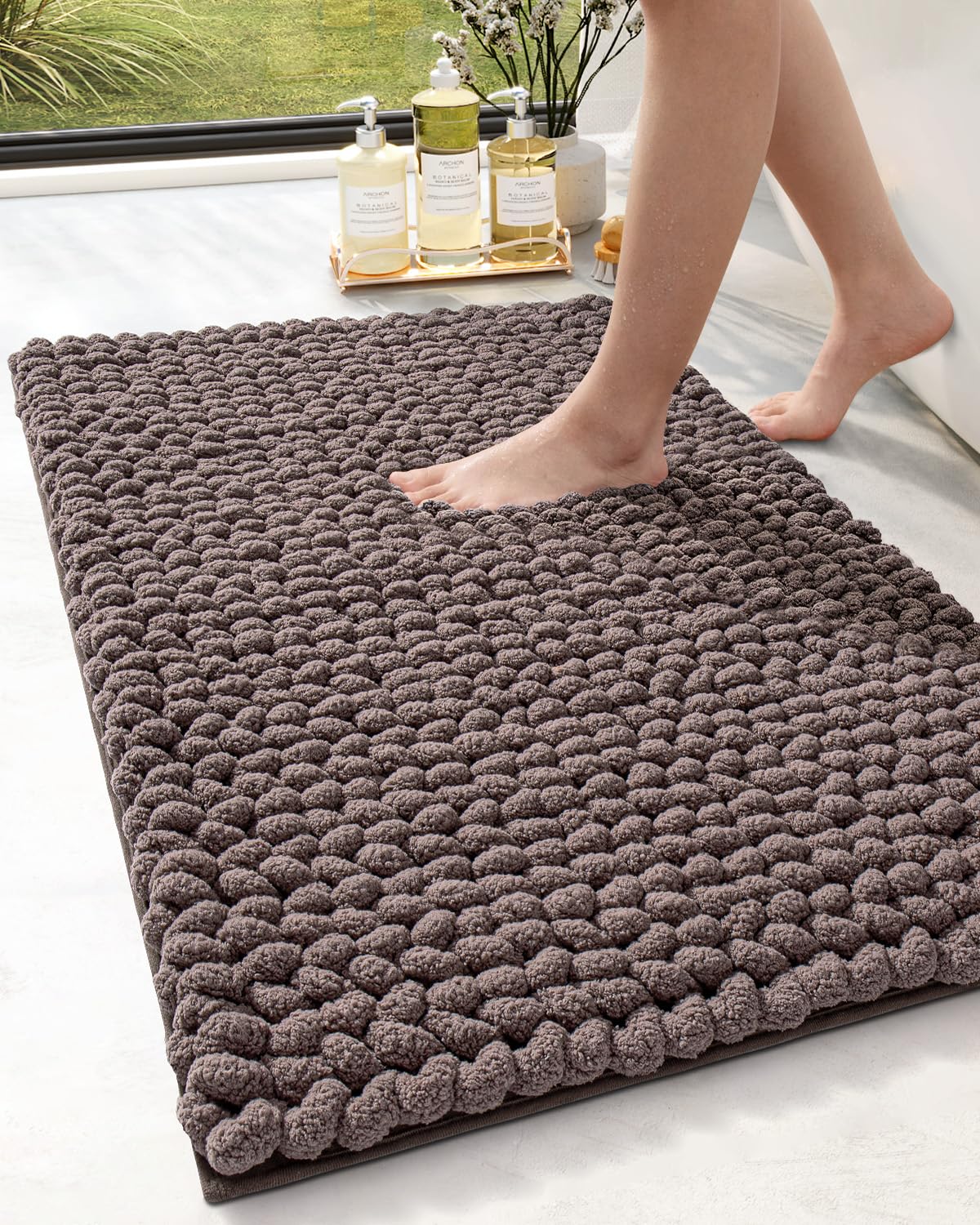 DEXI Bathroom Rugs 24x36, Non Slip Washable Bath Mat, Luxury Chenille Super Absorbent Thick Bathmats for Shower Floor, Plush Fluffy Shaggy Carpet for Tub, Brown