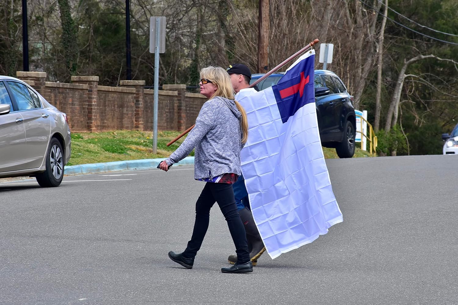 FRF FLAG Christian Flag 5x8 Ft, Outdoor Christianity Flags, Embroidered Cross, with 3 Brass Grommets and 4 Rows of Lower Stitches