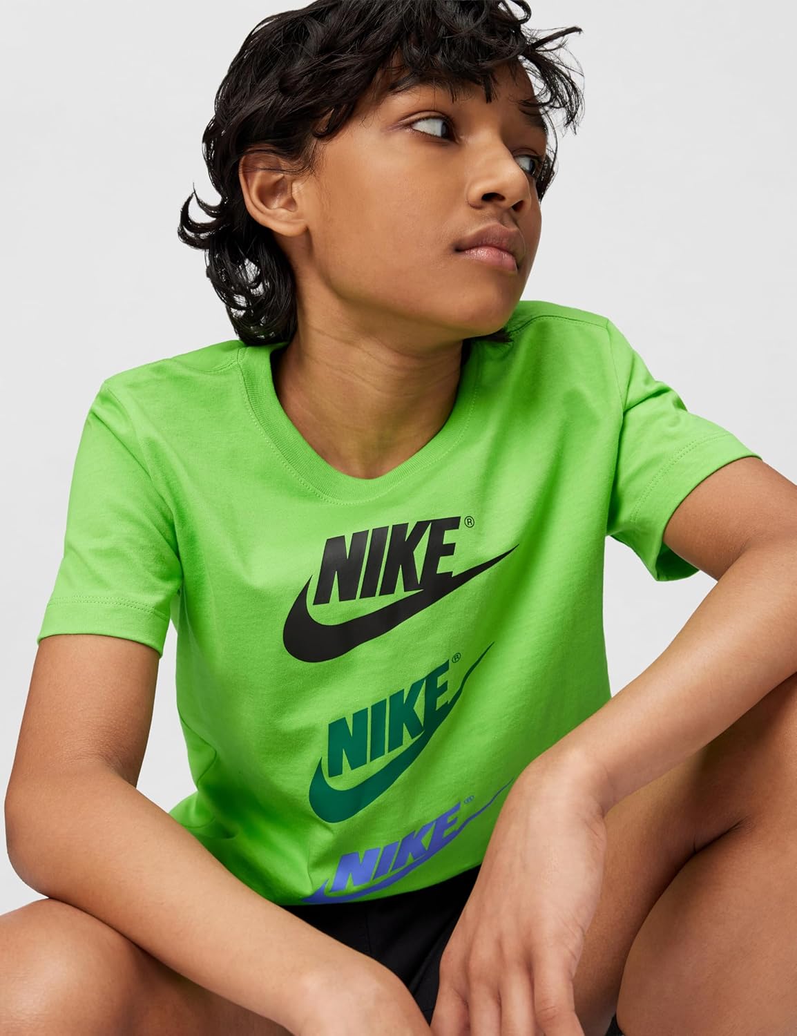 Nike Unisex Big Kids' Sportswear Club Futura Repeat T-Shirt - Boys and Girls