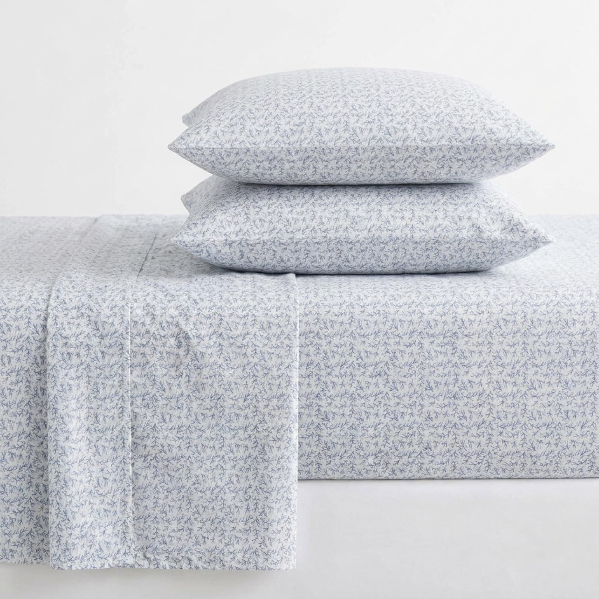 Martha Stewart - Twin Sheet Set with Fitted Sheet &amp; Pillowcase, Cotton Percale Bedding with a Smooth Feel, Deep Pocket, Leaves Blue