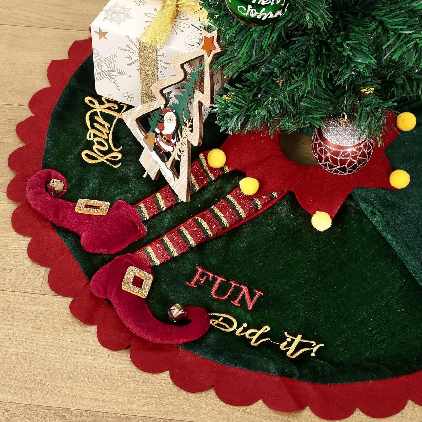 Gonna per albero di Natale, 124,5 cm, verde e rosso, copertura in velluto per albero di Natale con gambe di elfo, decorazione per interni ed esterni