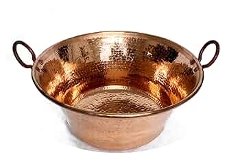 巨大銅鍋(直径約49㎝) 巨大銅鍋(直径約49㎝)