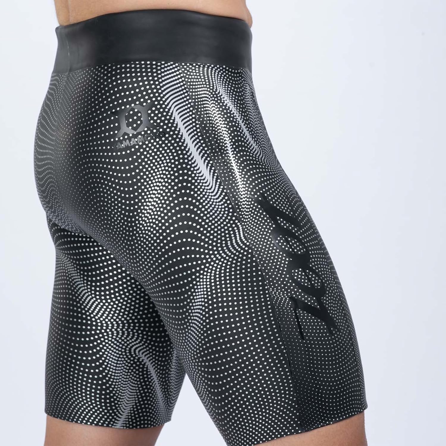 Zoot Men’s Float Buoyancy Shorts, Triathlon Swim Training Short with Hip-Lifting Buoyancy & Hydrodynamic Neoprene - Image 6