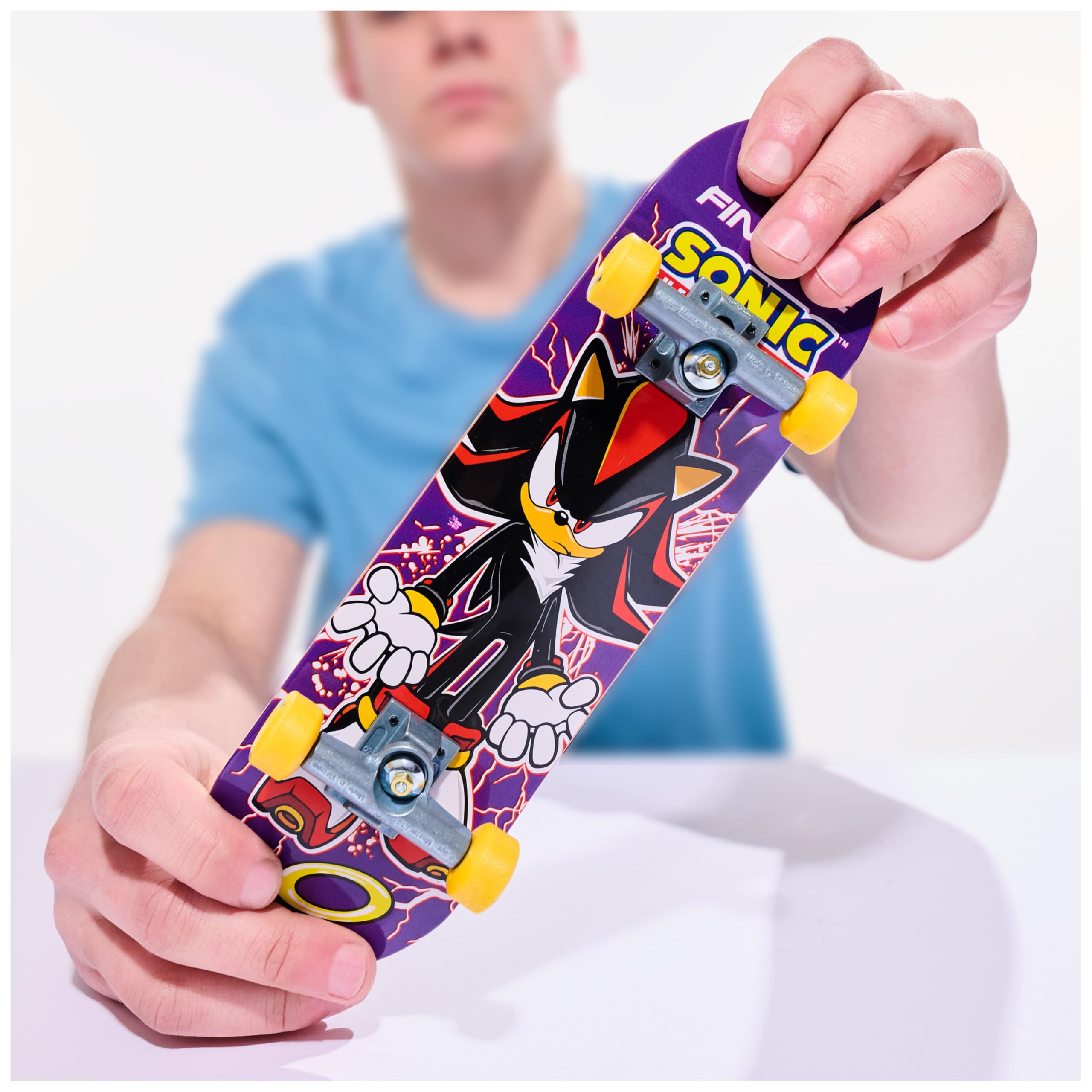 Tech Deck, Finesse X Sonic The Hedgehog Handboard; Mini Skateboard Autentici, Giocattoli per Bambini e Bambine da 6 Anni in su (da Usare Solo con Le Mani)