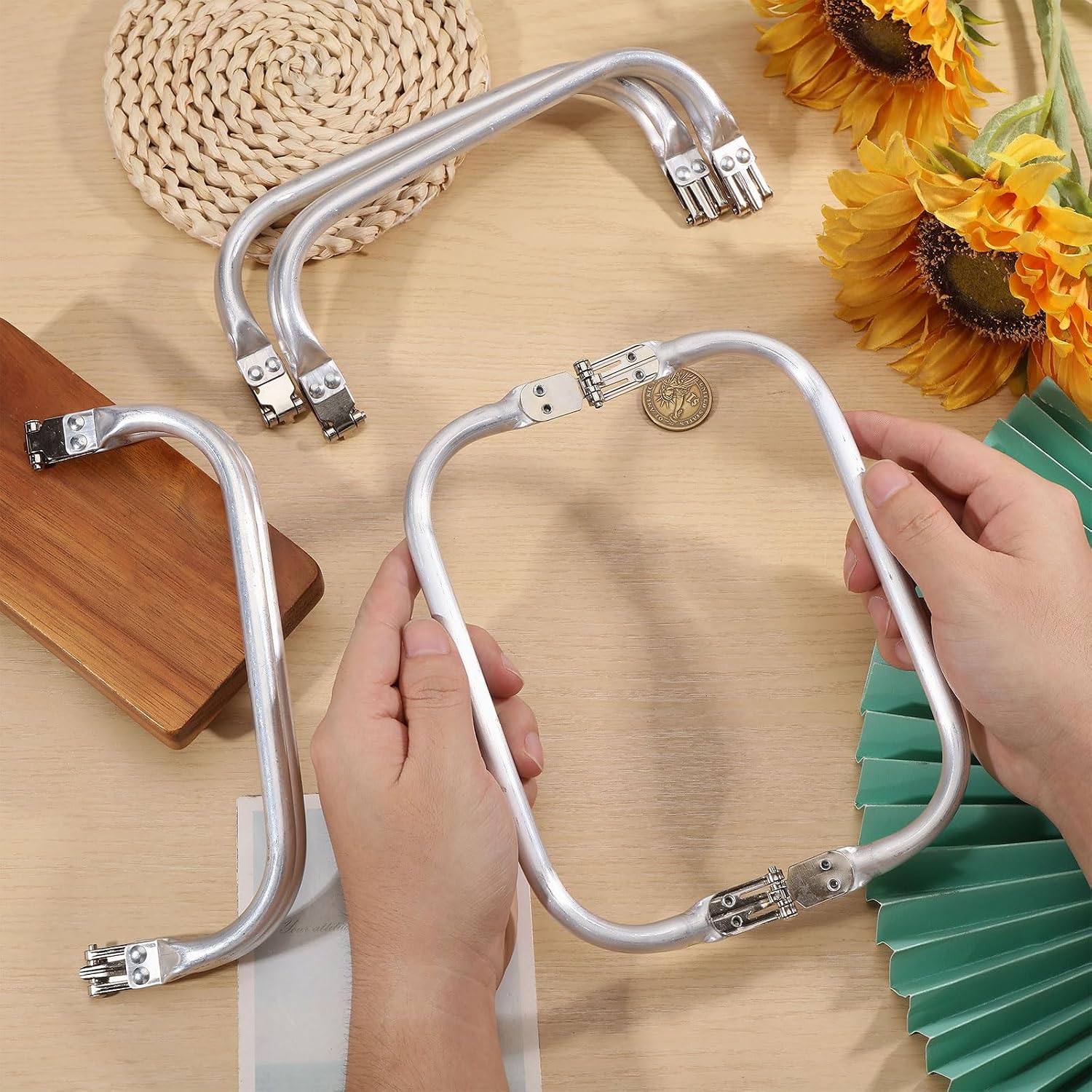 CHGCRAFT 4 Pcs 200mm Aluminum Metal Purse Frame Lock Frame Kiss Lock Clasp Bag Frames Hardware Replacements for DIY Purse Handle Bag Making, Open 7.09x7.99x0.39 inch